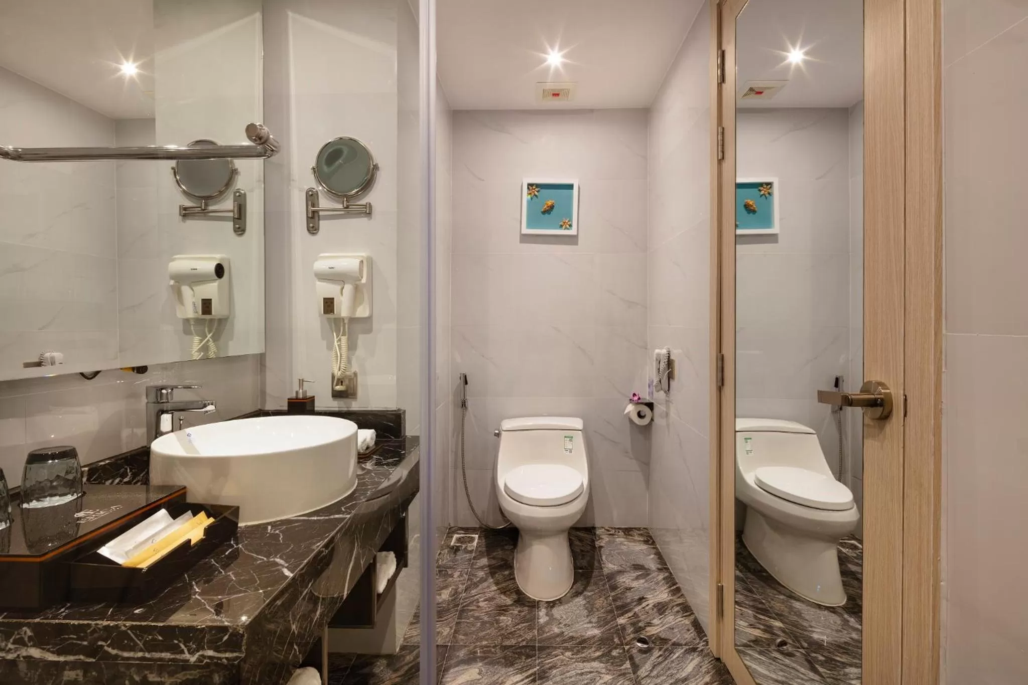 Toilet in Erica Nha Trang Hotel