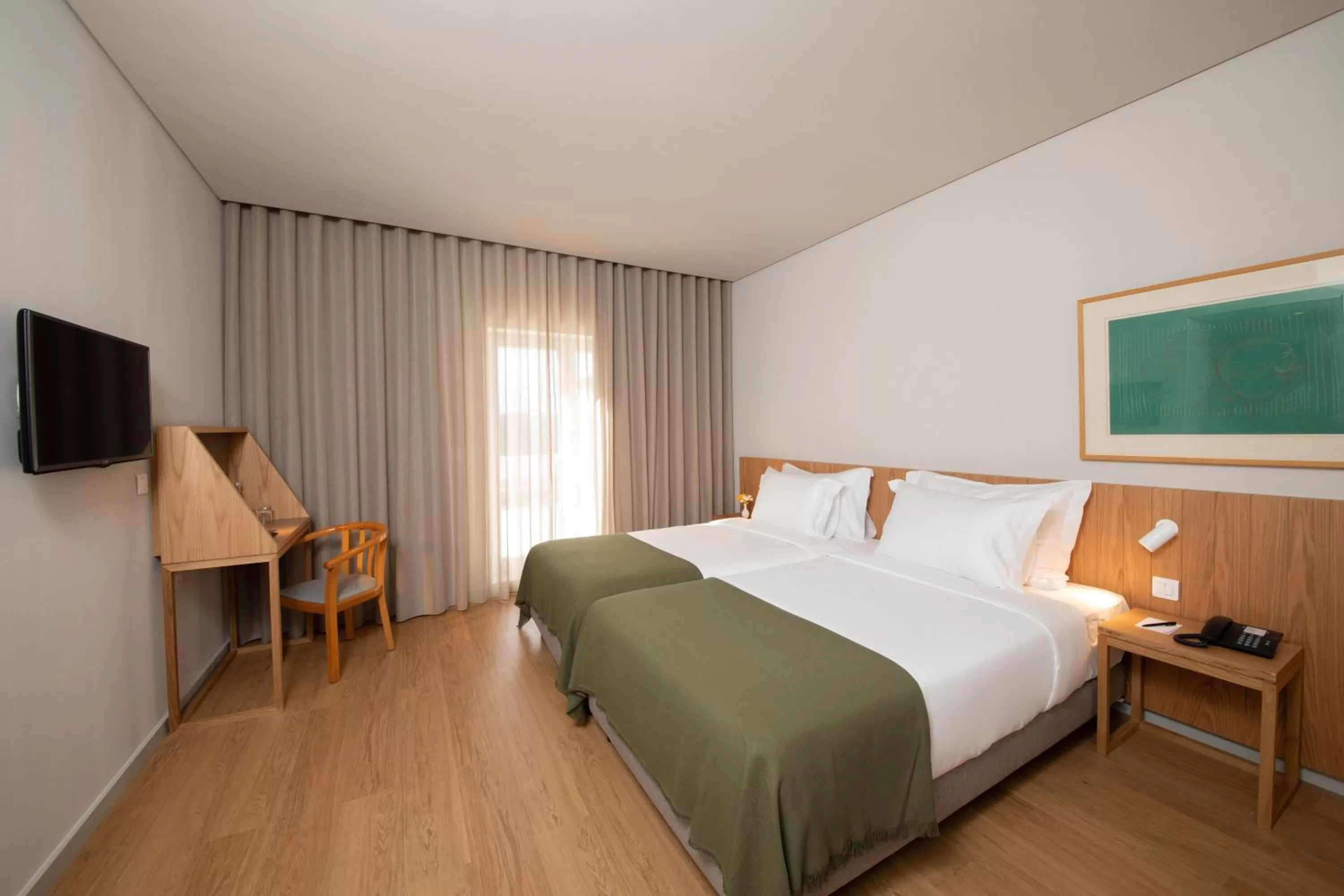 Bed in Montebelo Principe Perfeito Viseu Garden Hotel