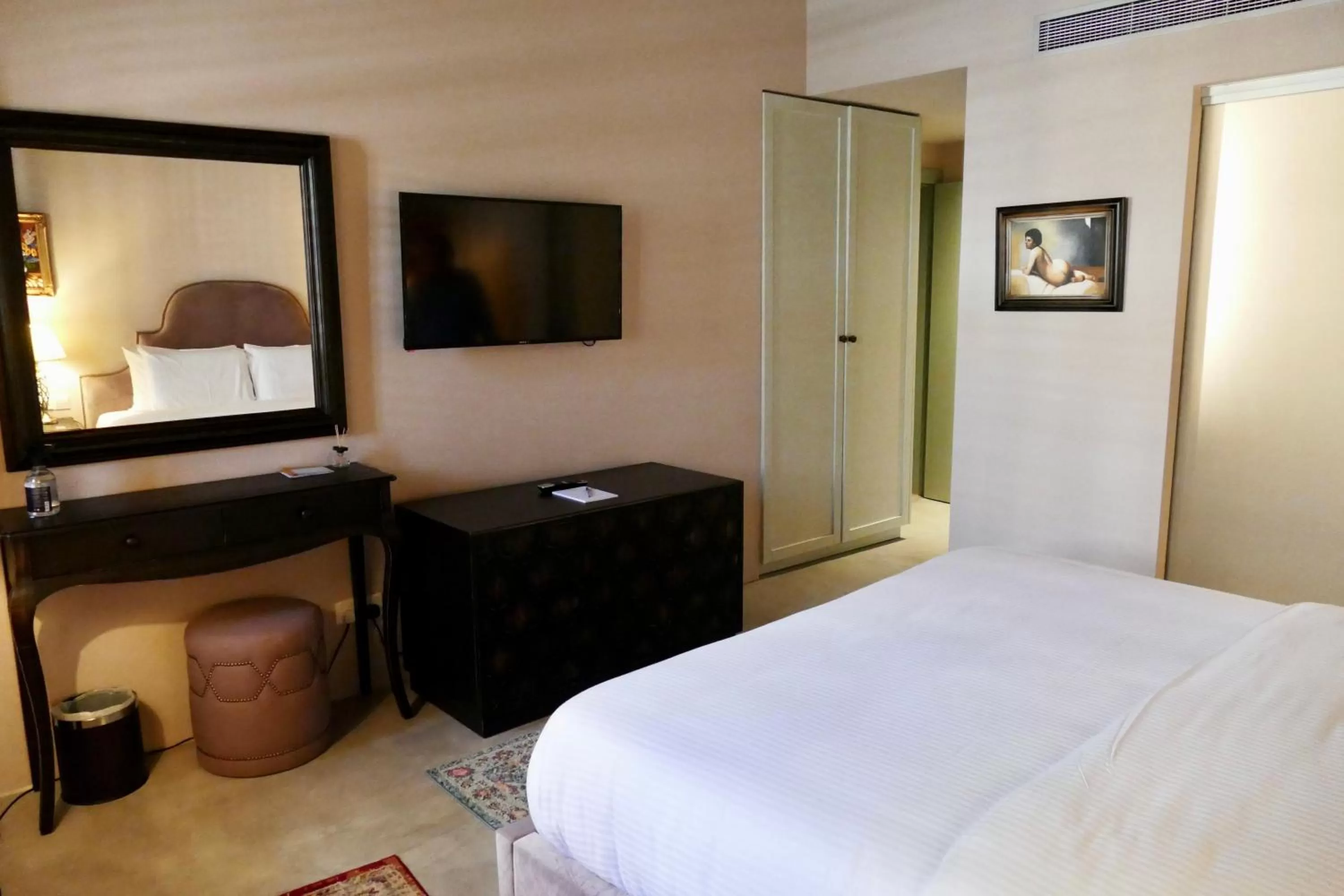 Bed in Madama Residence