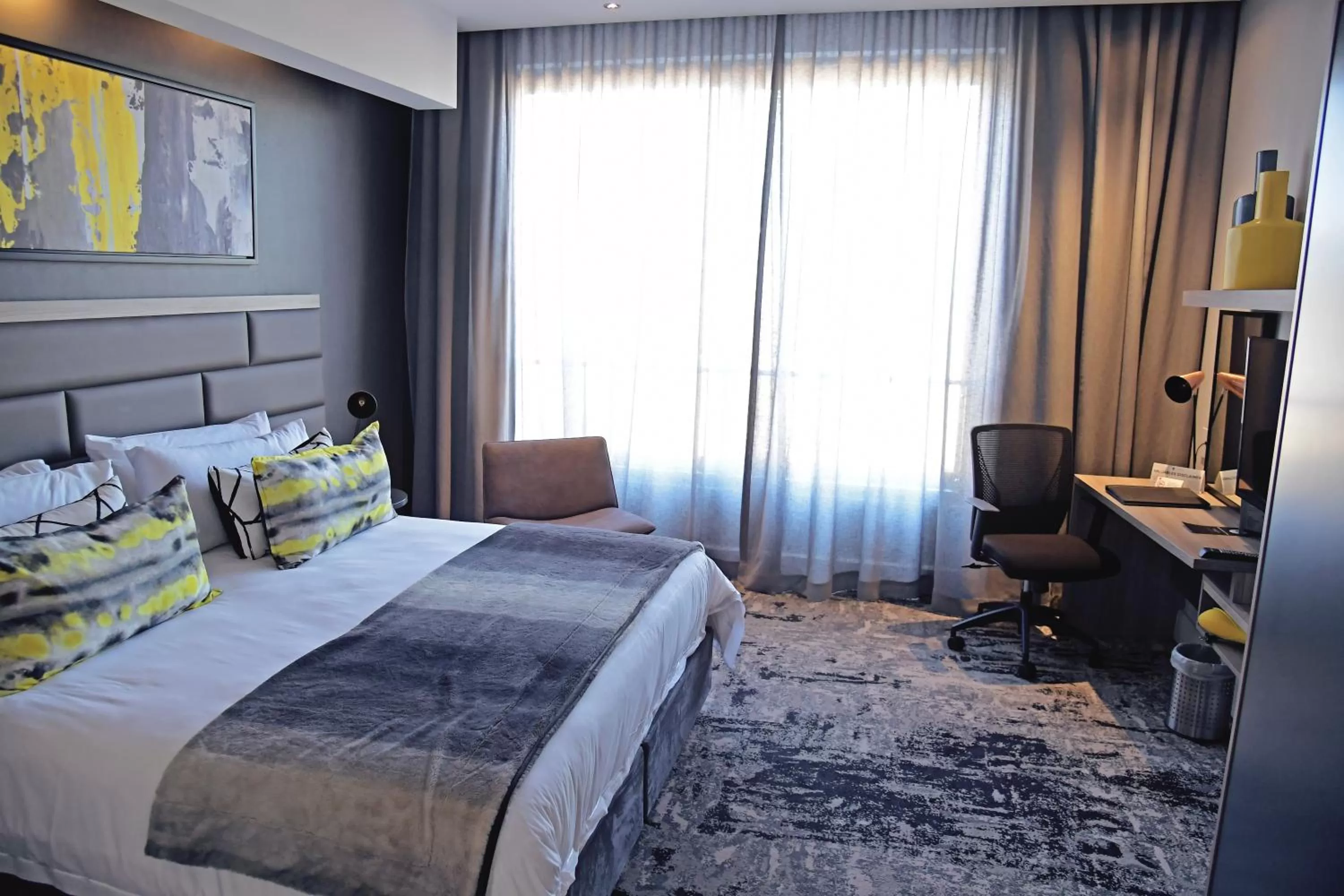 Bedroom, Bed in The Capital Menlyn Maine