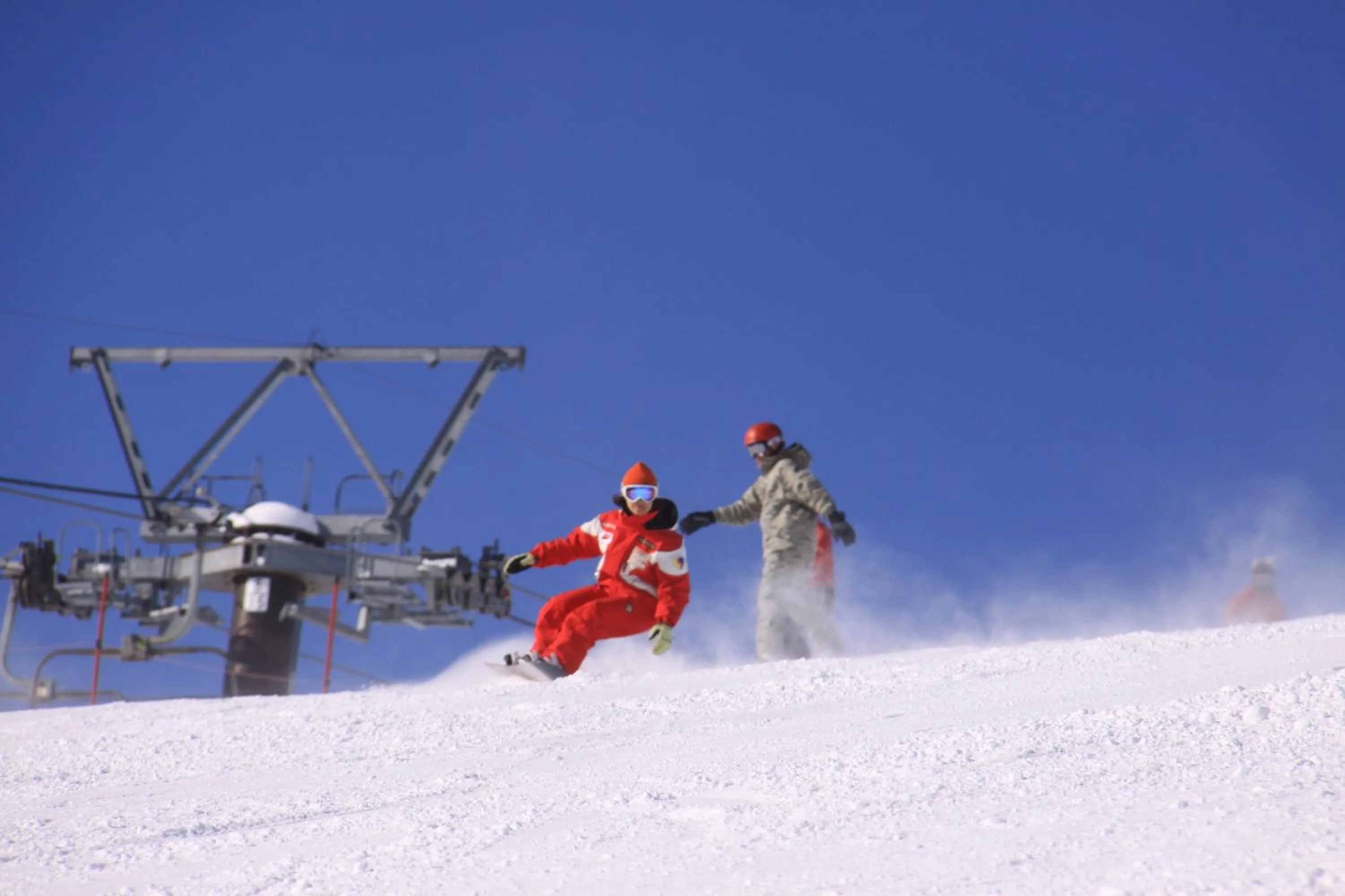 Skiing in Hotel Hakuba