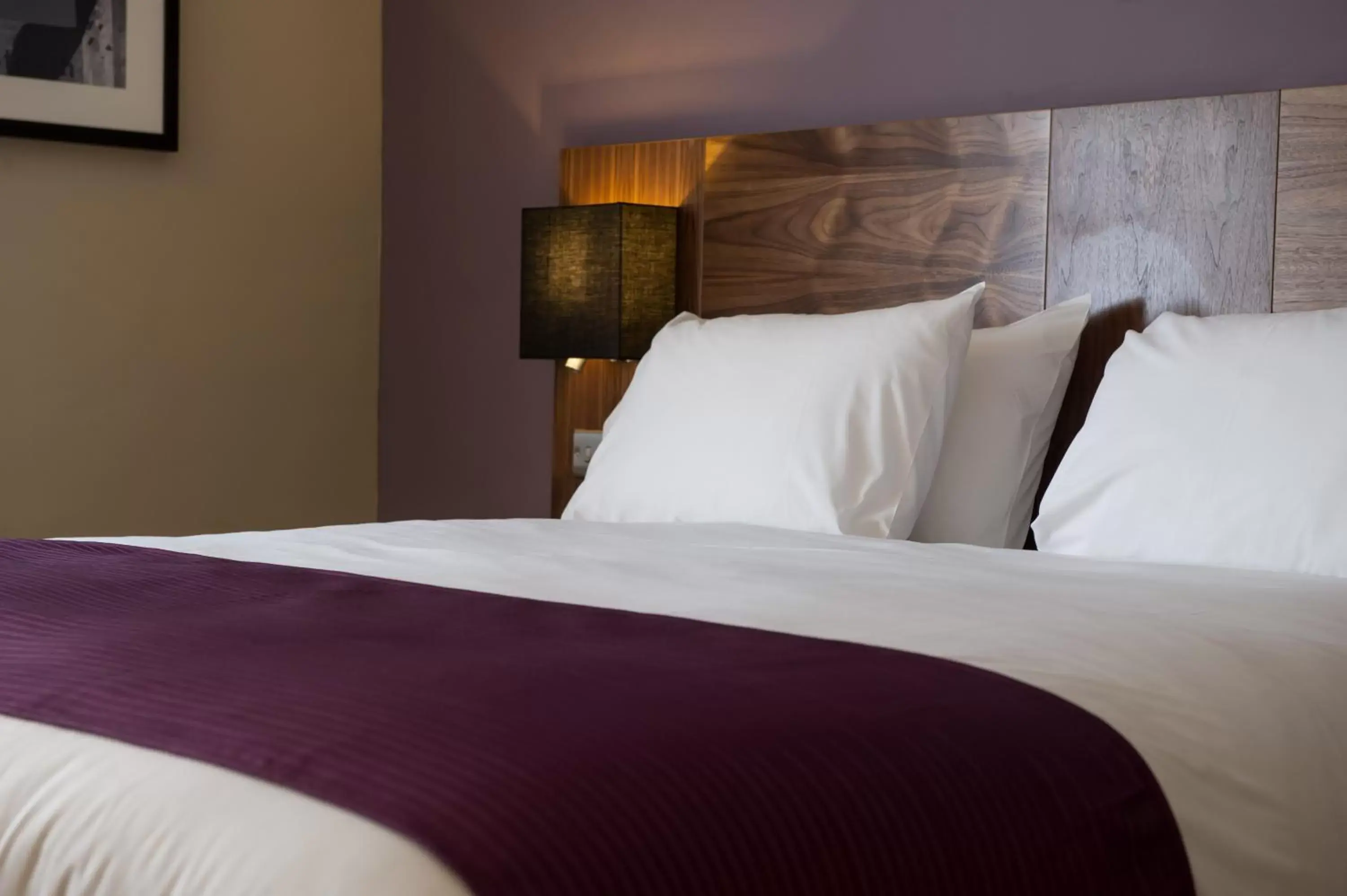 Quadruple Room in The Crown & Greyhound by Innkeeper's Collection Quadruple Room in The Crown & Greyhound by Innkeeper's Collection