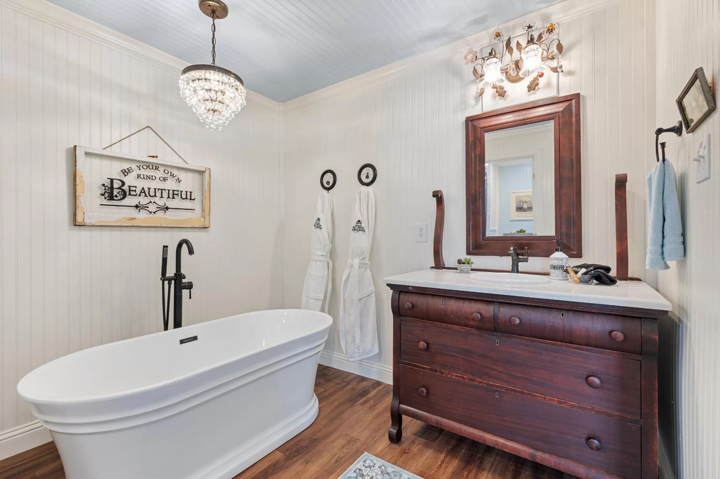 Bathroom in The Old Liberty Schoolhouse