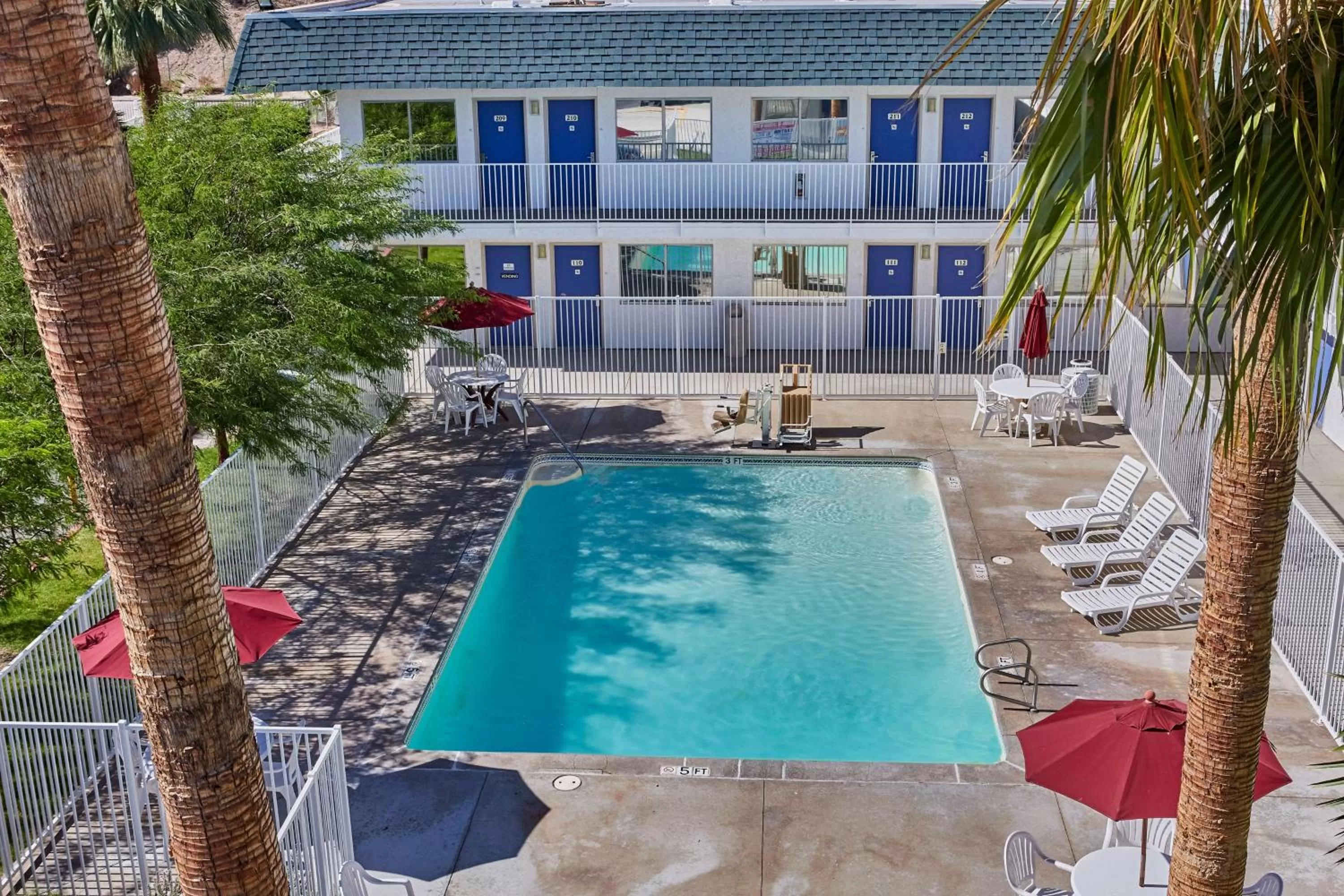 Day in Motel 6-Blythe, CA