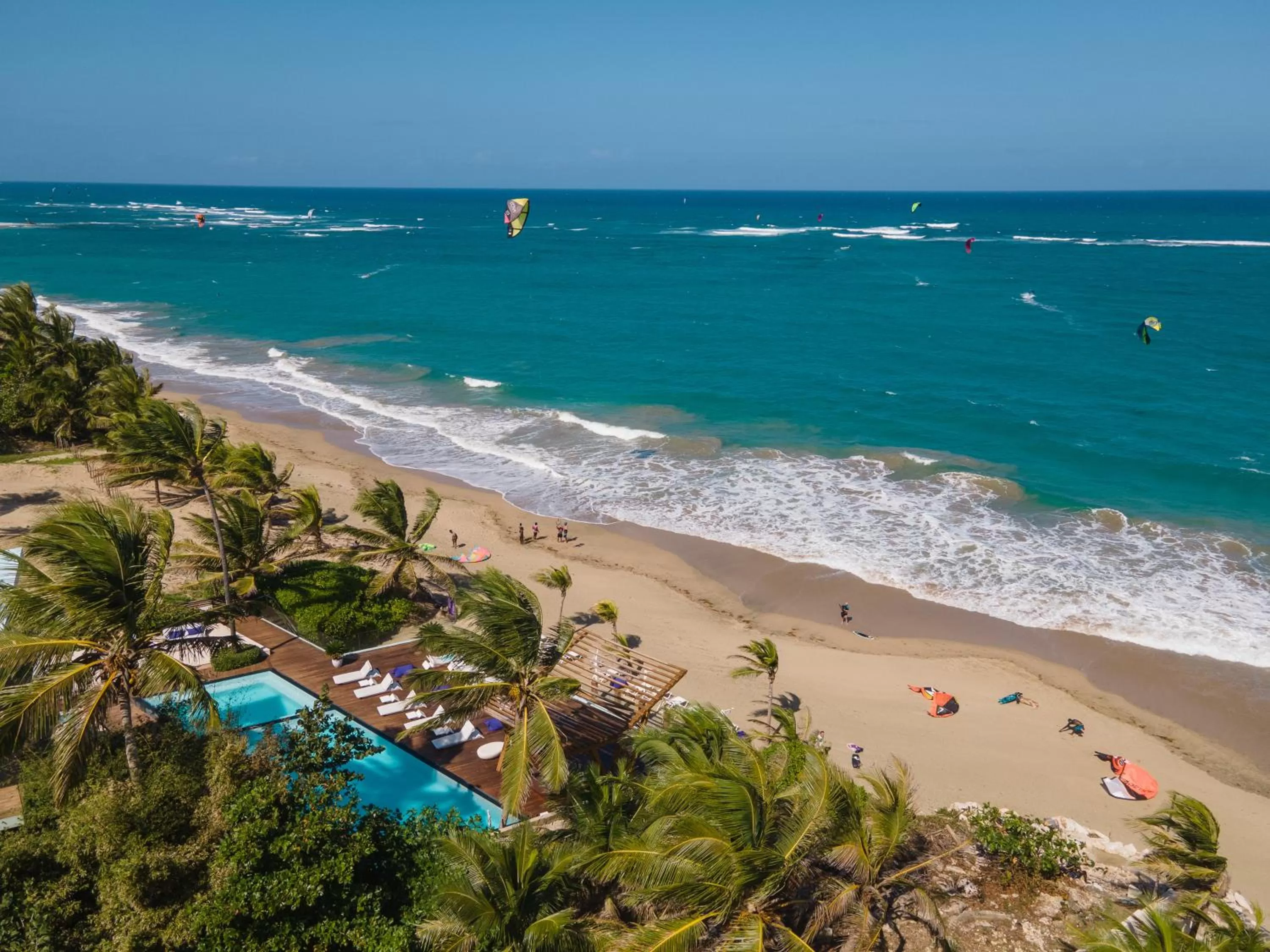 Beach in Ultravioleta Boutique Residences