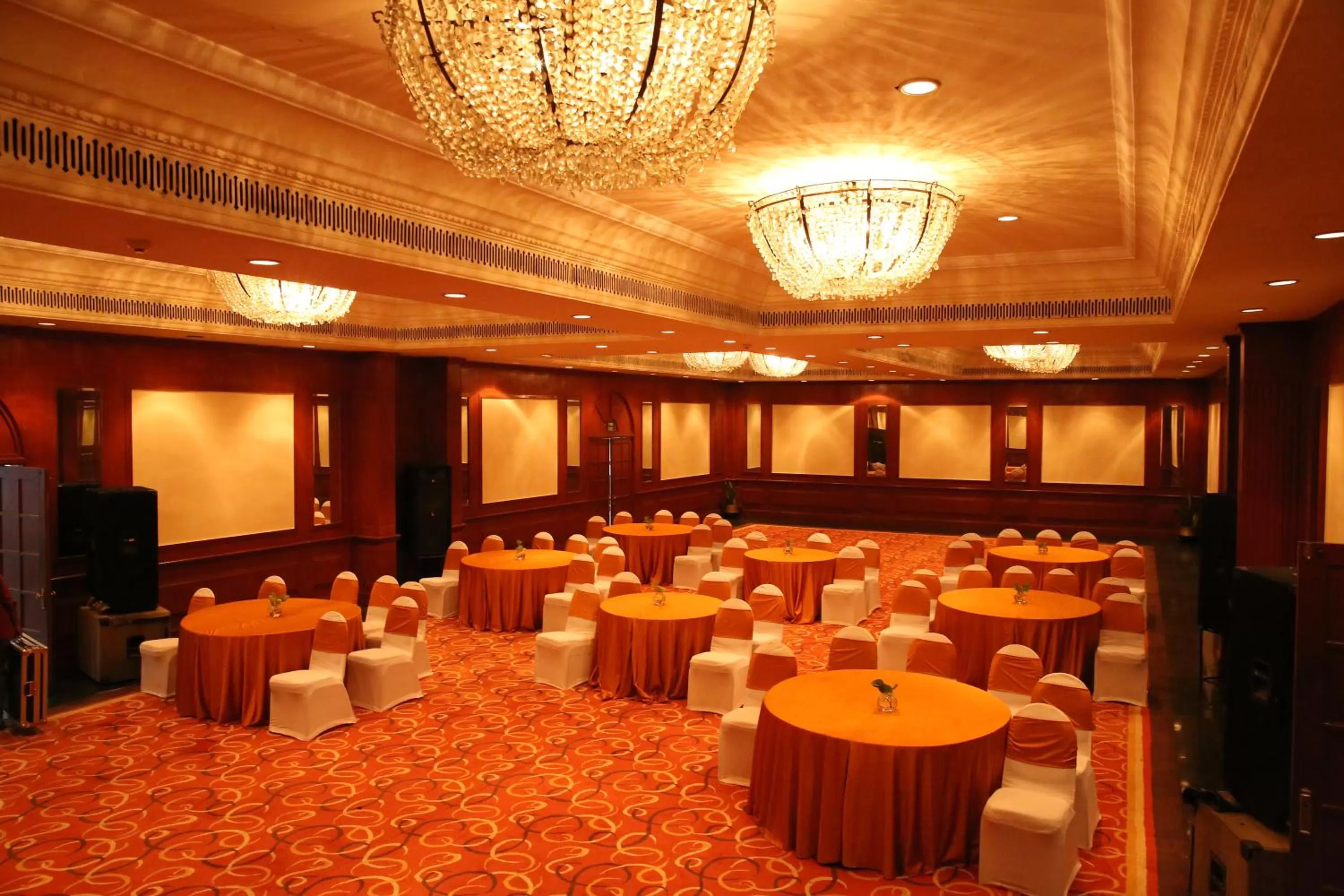Banquet/Function facilities in Gateway Madurai