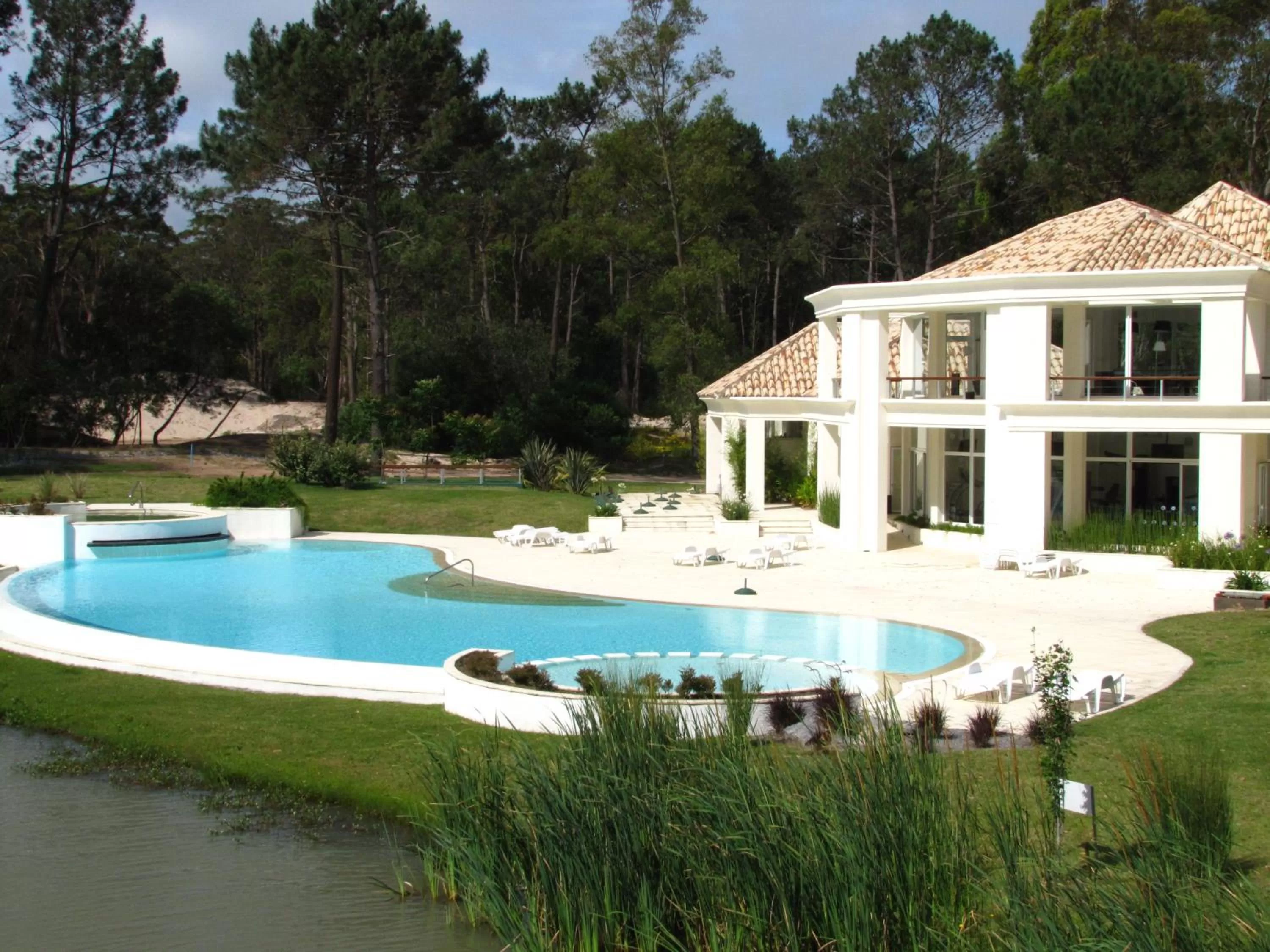 Facade/entrance, Swimming Pool in Solanas Green Park Spa & Resort