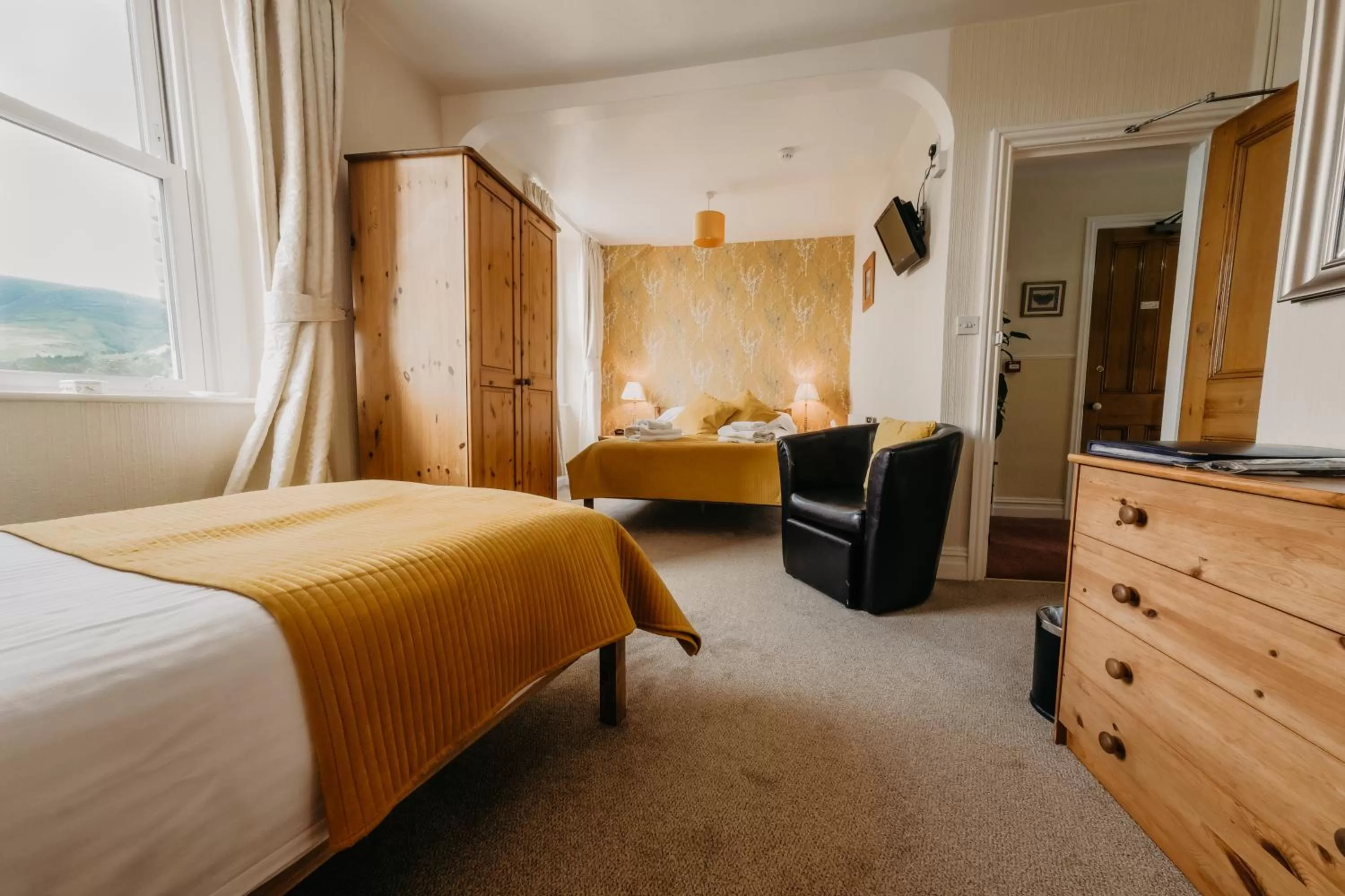 Bed in Eden Green Guest House