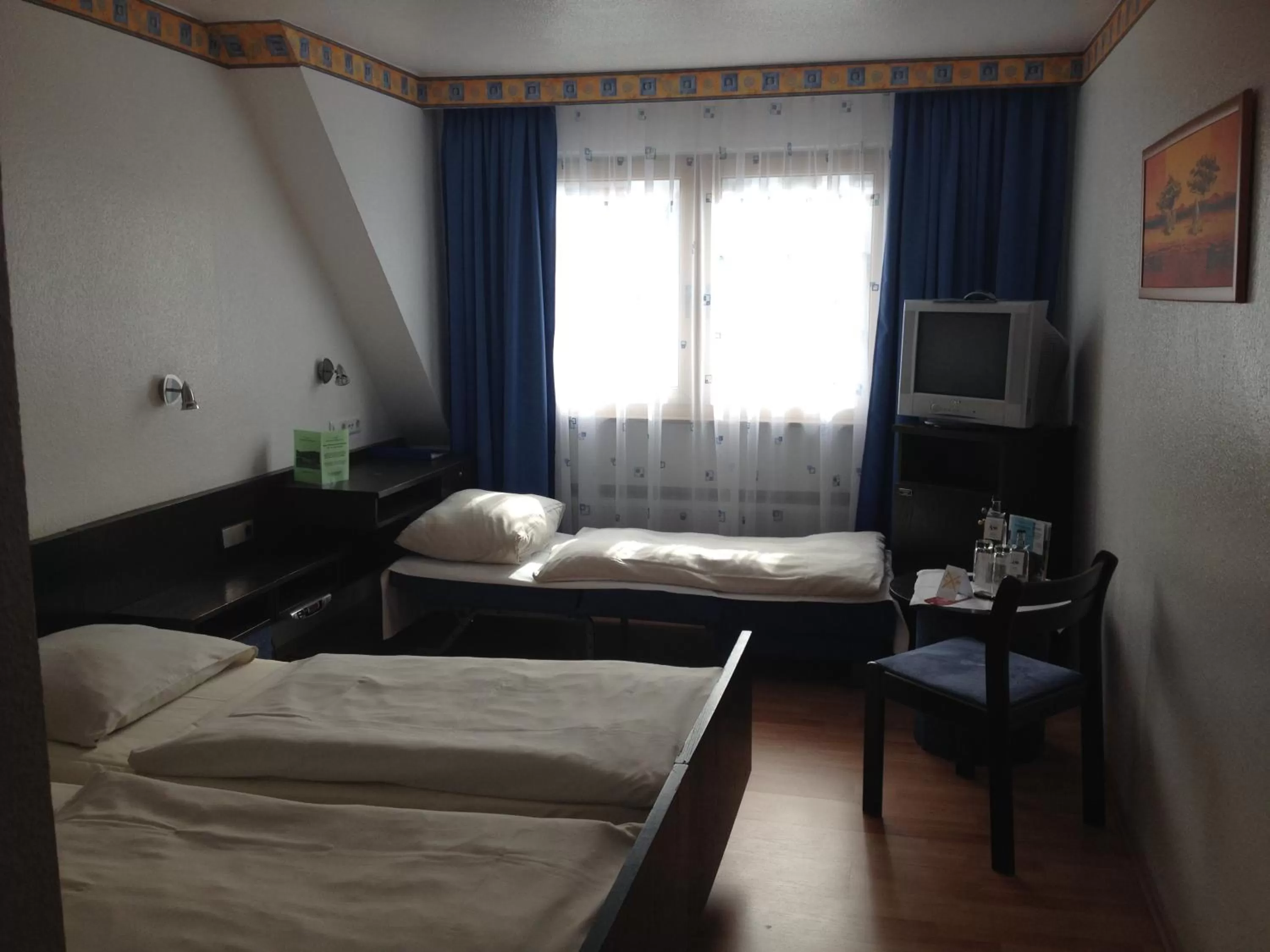 Bed in Hotel Rheinlust