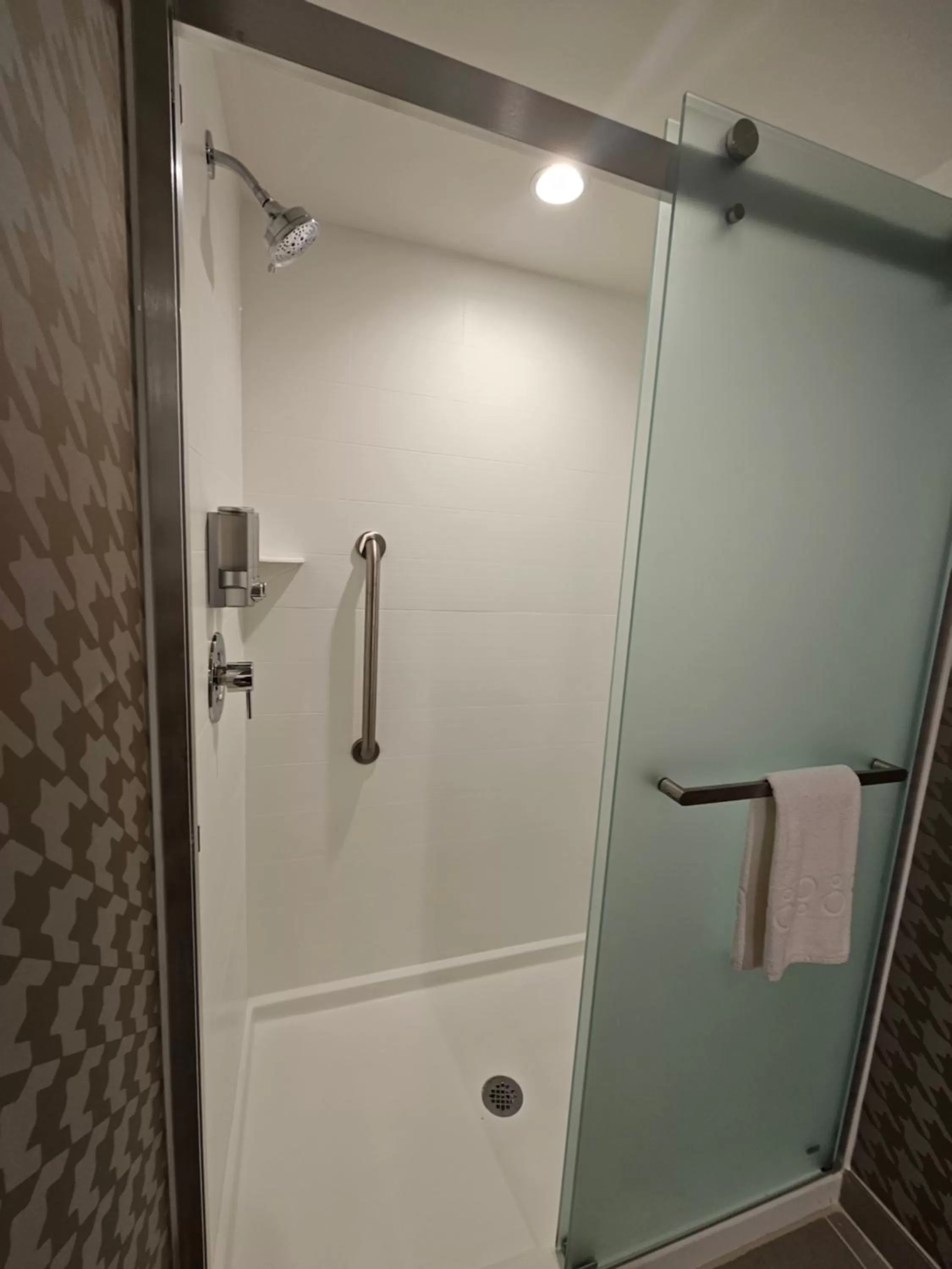 Shower in Home2 Suites By Hilton Allentown Bethlehem Airport