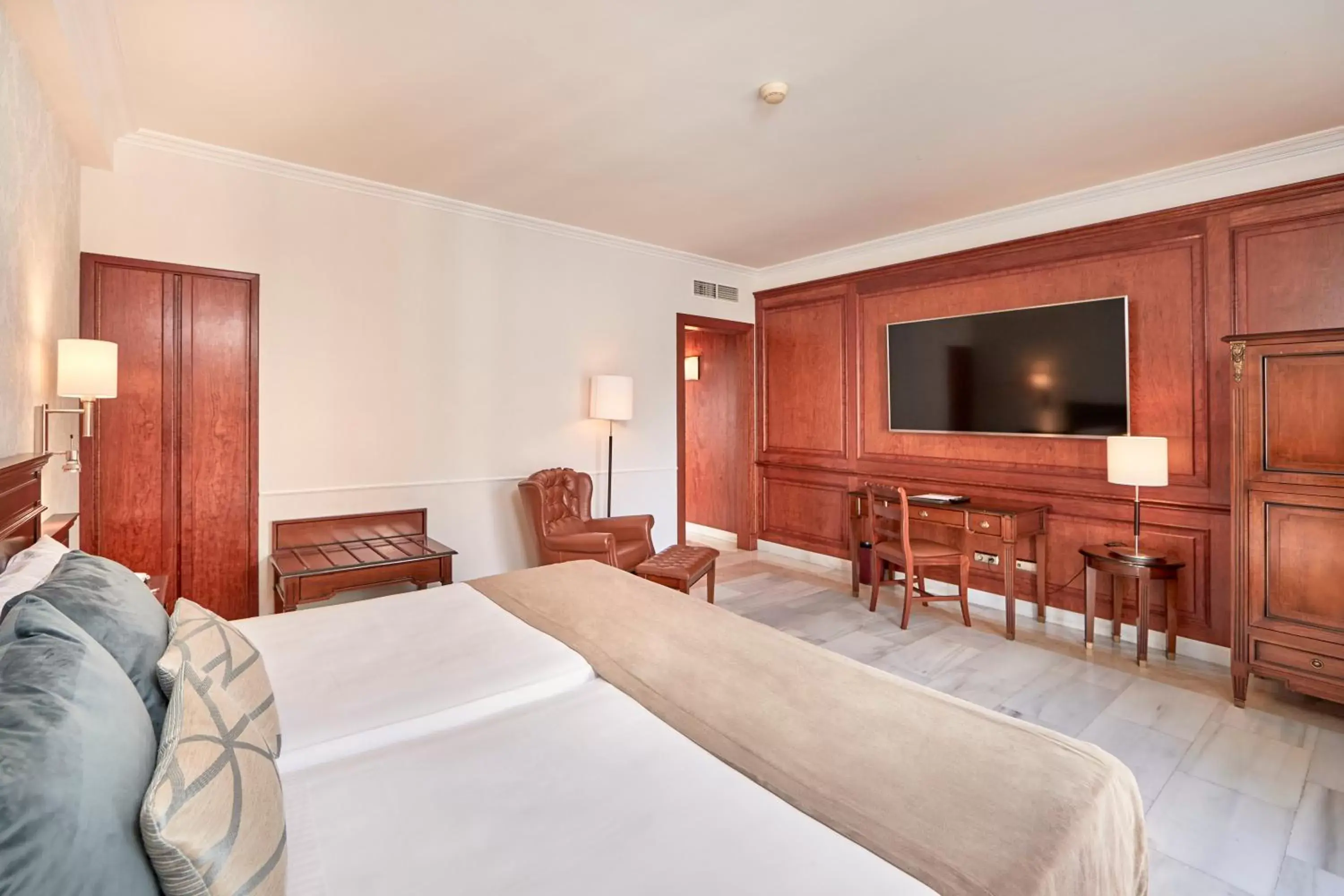 Superior Double or Twin Room in Bordoy Continental Palma Superior Double or Twin Room in Bordoy Continental Palma