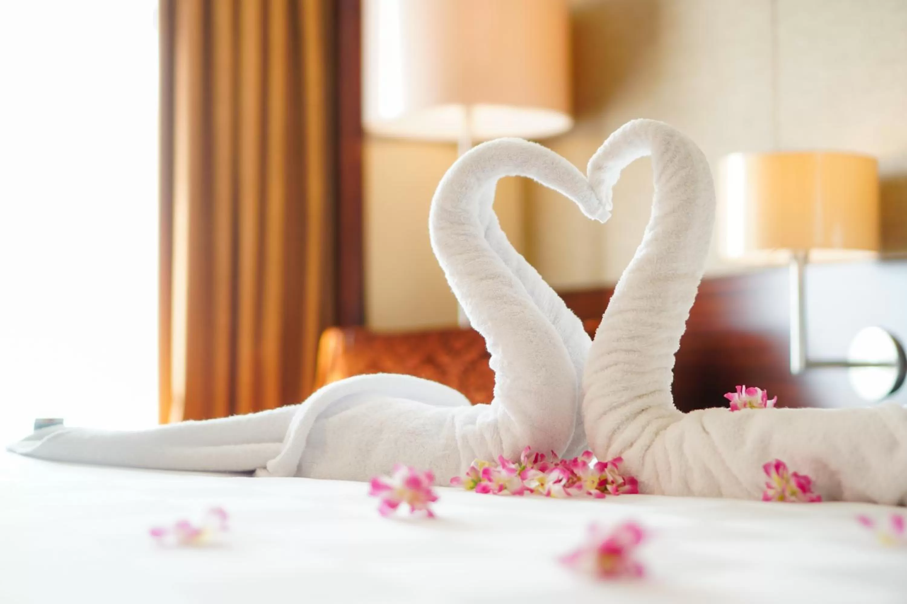 Bedroom, Bed in Swiss-Belhotel Serpong