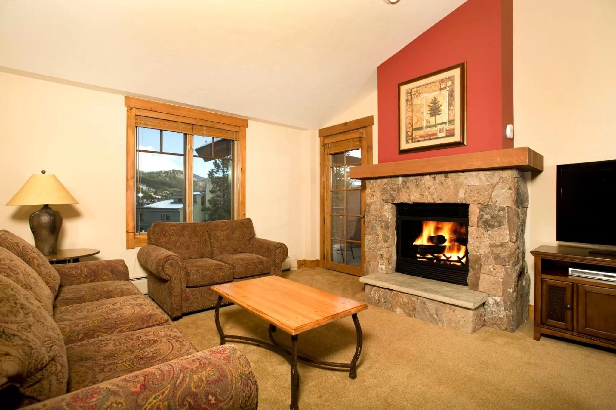Living room in Mountain Thunder Lodge, A Vail Resorts Property