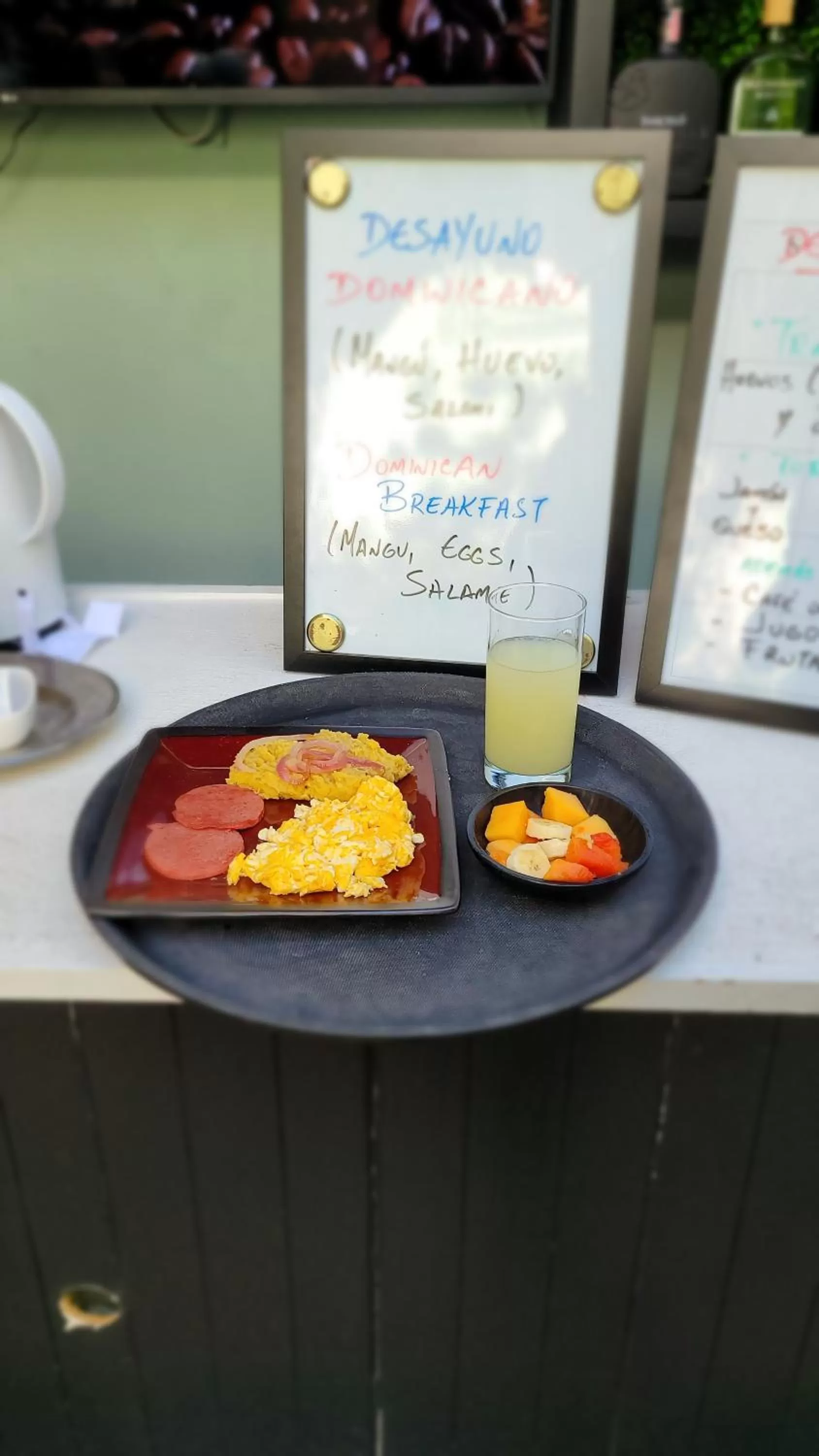 Food and drinks in Hotel Class Colonial