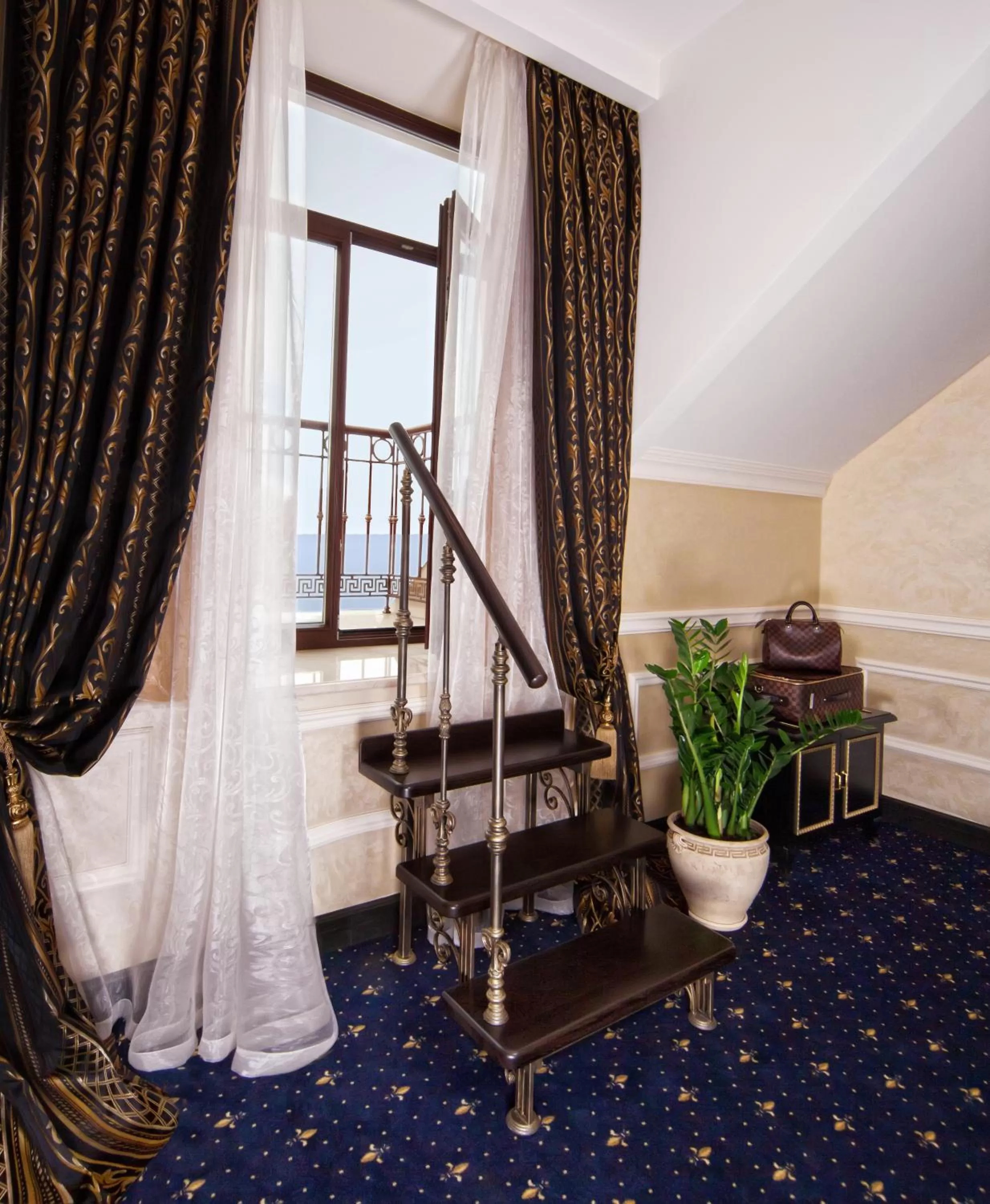 Decorative detail, Seating Area in Villa le Premier Maestro