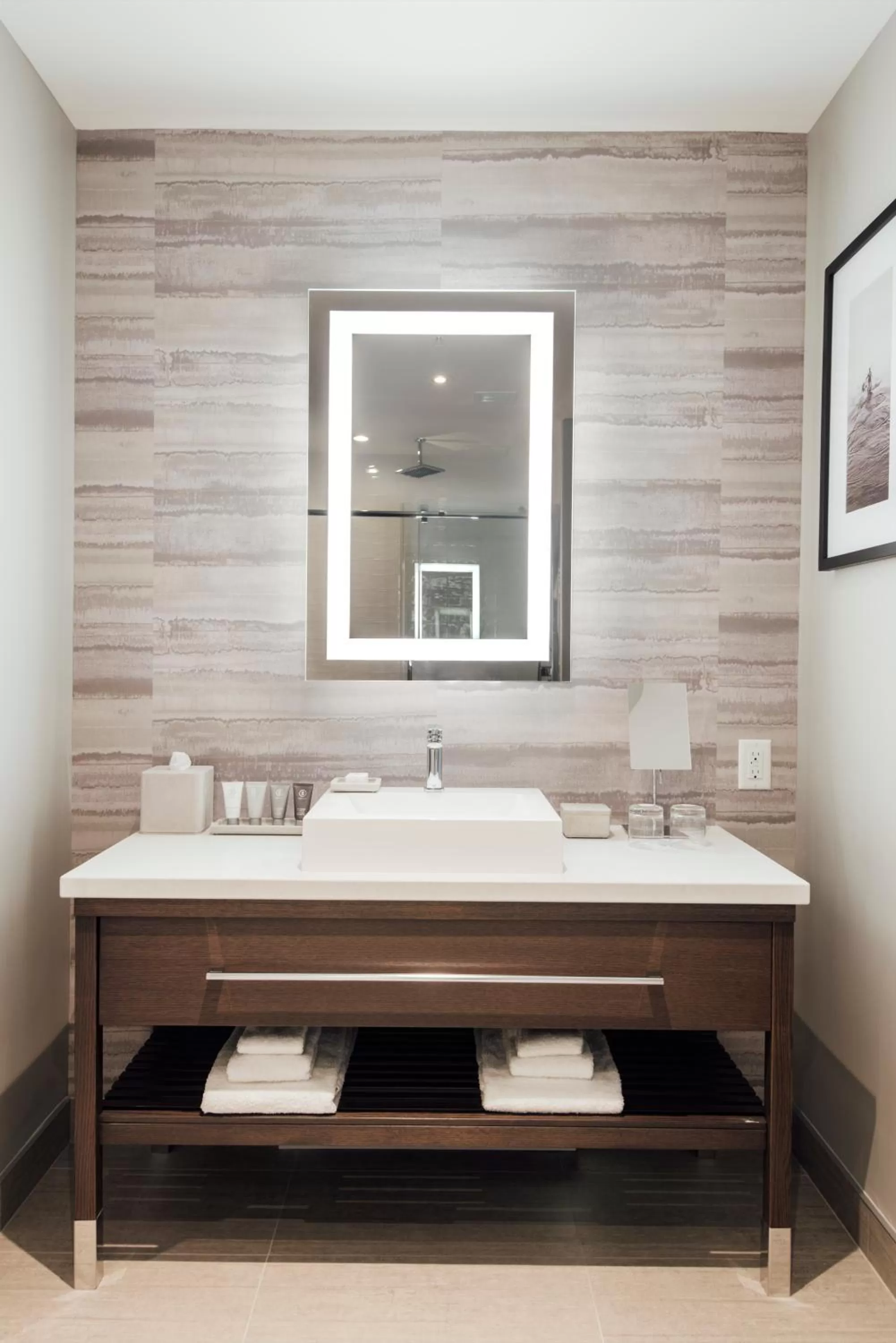 Bathroom in Entourage sur-le-Lac