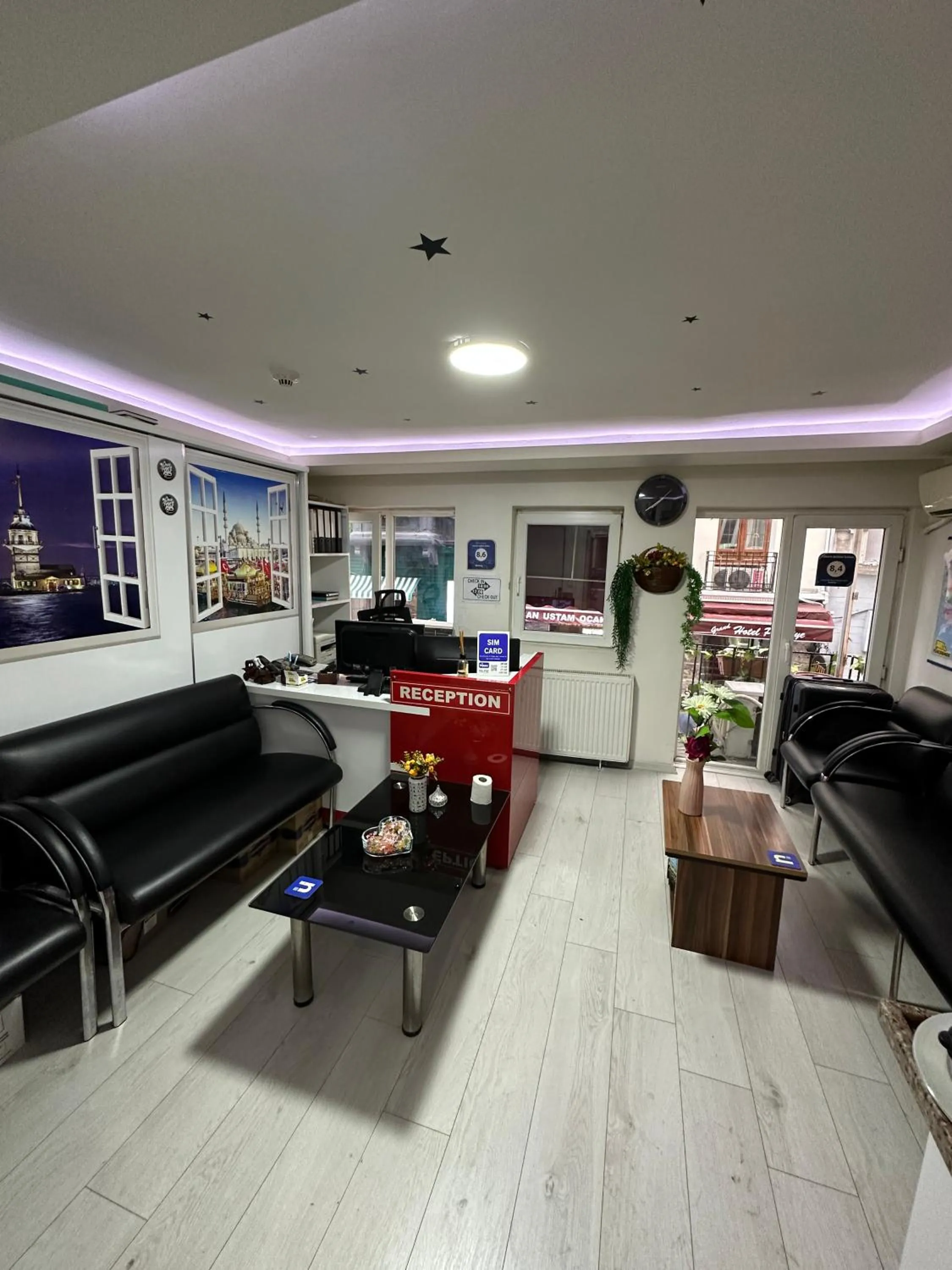 Lobby or reception in Taksim Istiklal Suites