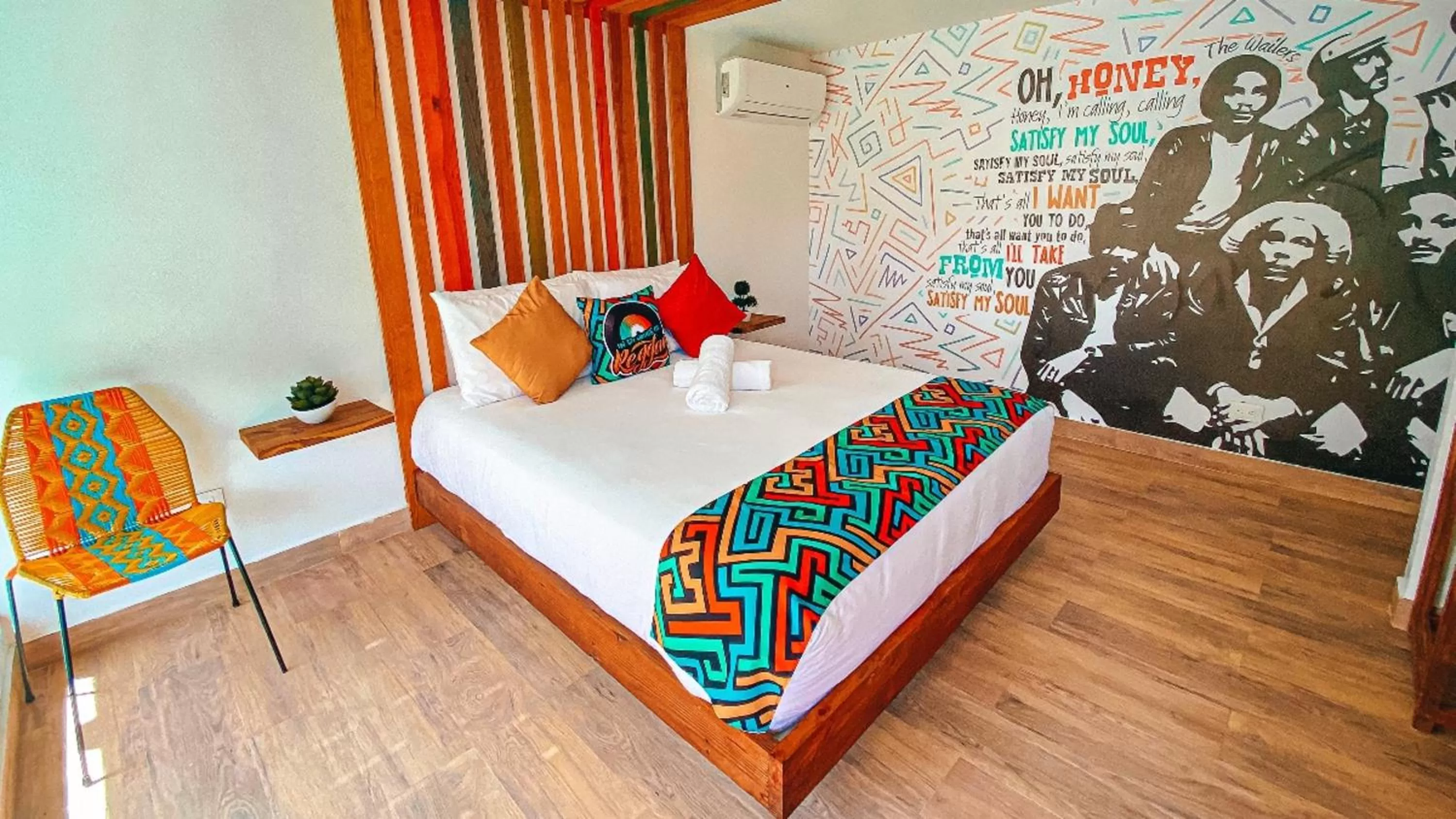 Bedroom, Bed in In Di House of Reggae Boutique