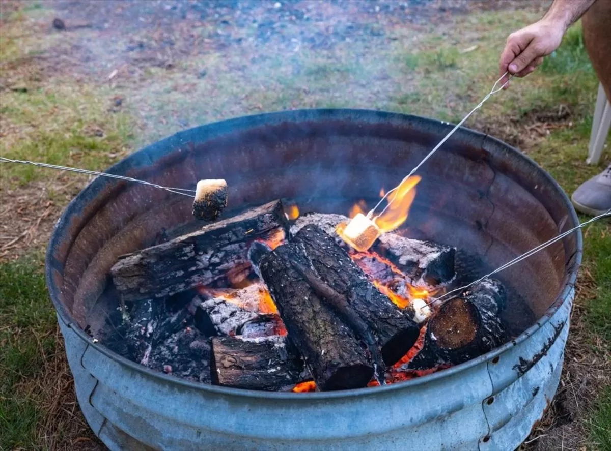 BBQ facilities in Beach Bum West-O Motel