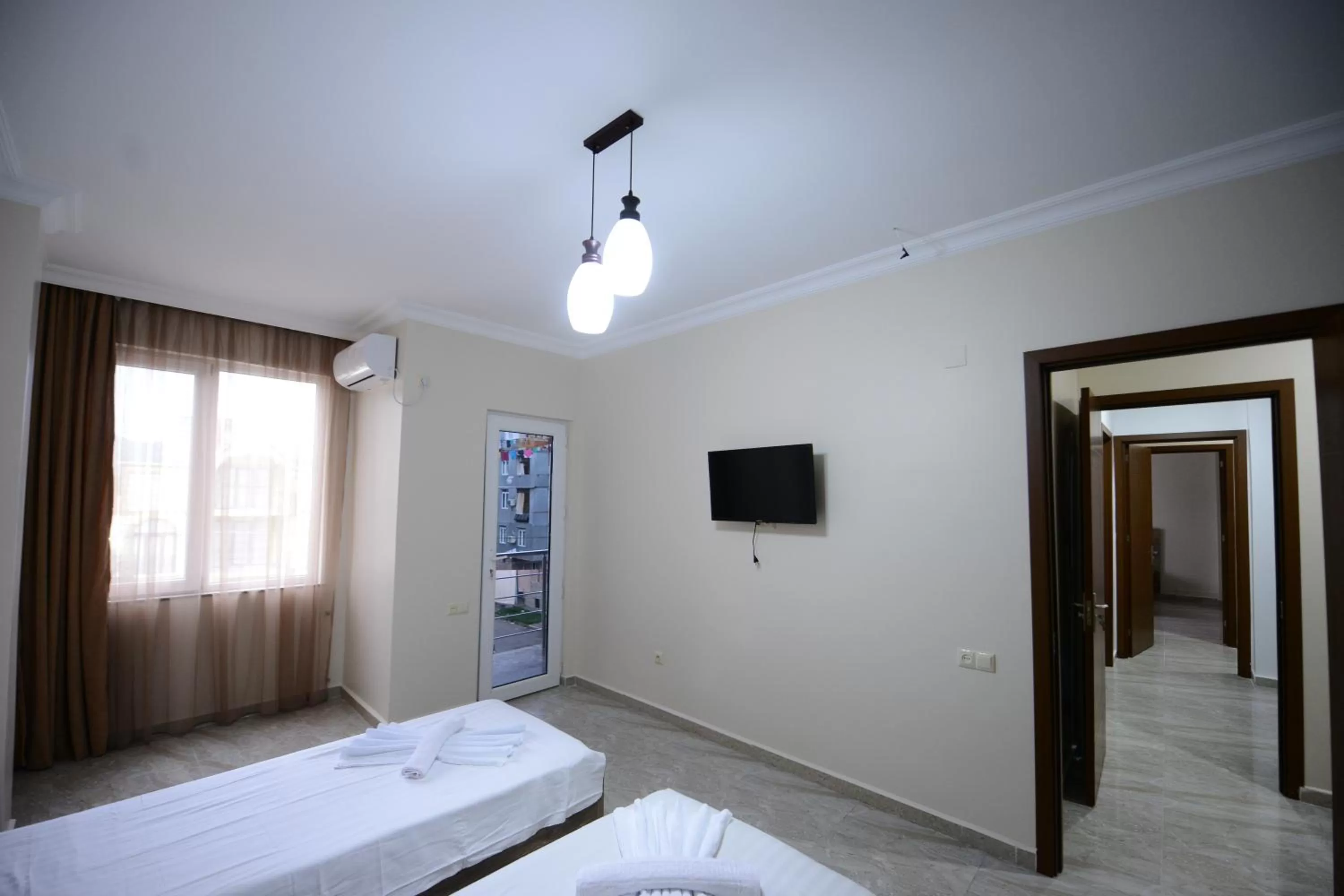 Photo of the whole room, Bed in Family Hotel