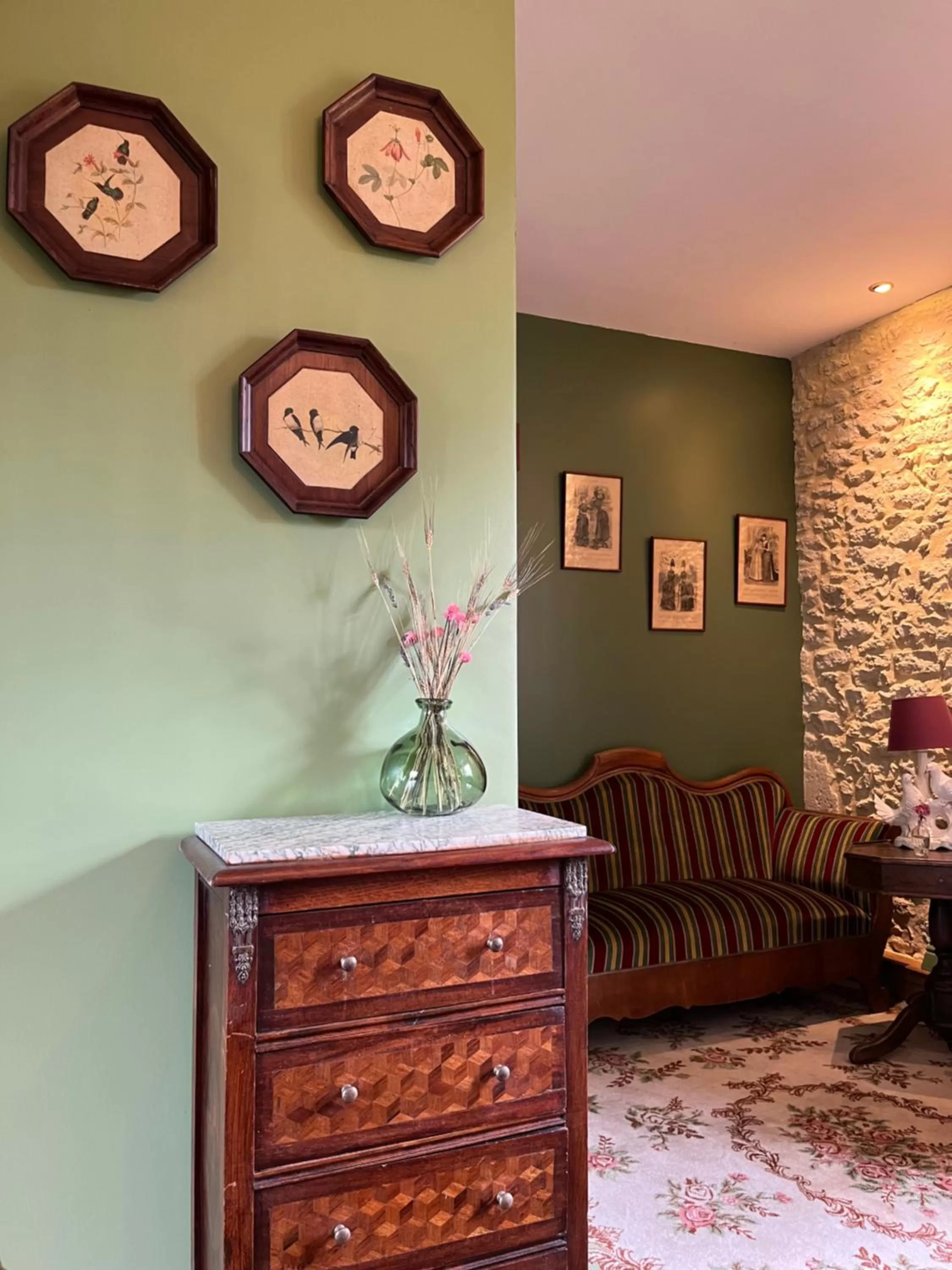 Decorative detail, Lobby/Reception in Le Clos Chalmon Chambre d'hôte