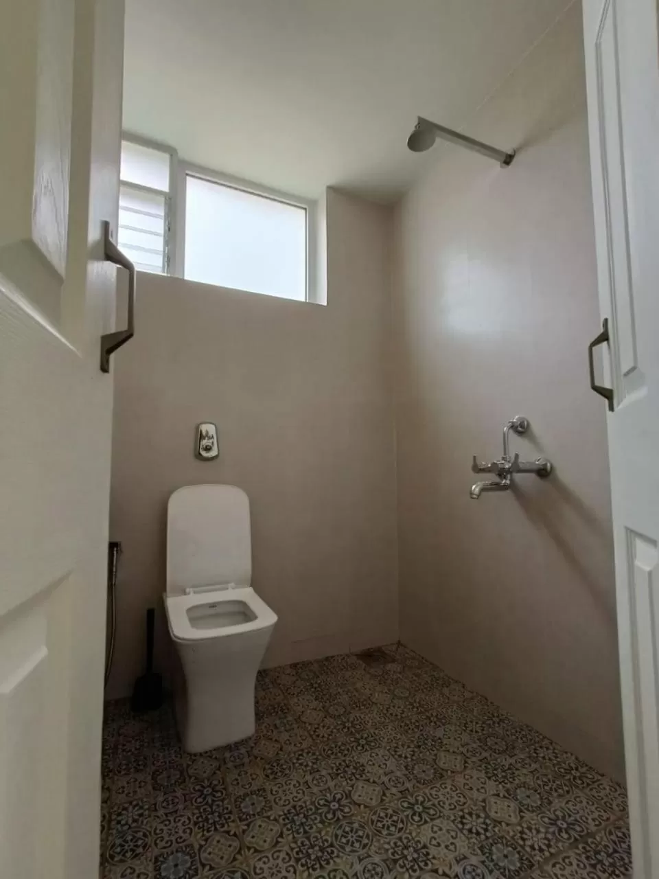 Toilet, Bathroom in Beseco Bed and Breakfast