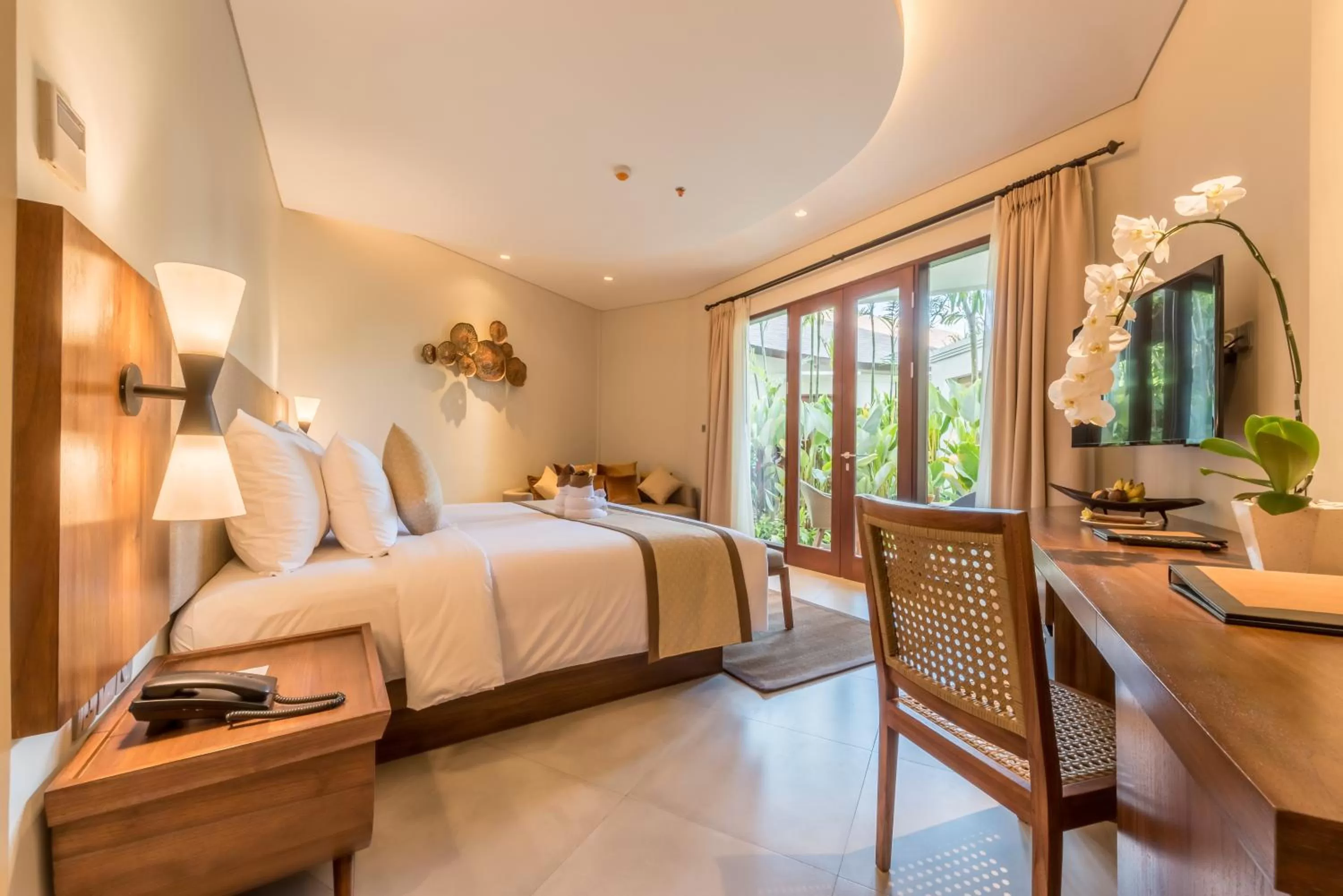 Photo of the whole room, Bed in tanadewa Resort Ubud Bali by Cross Collection