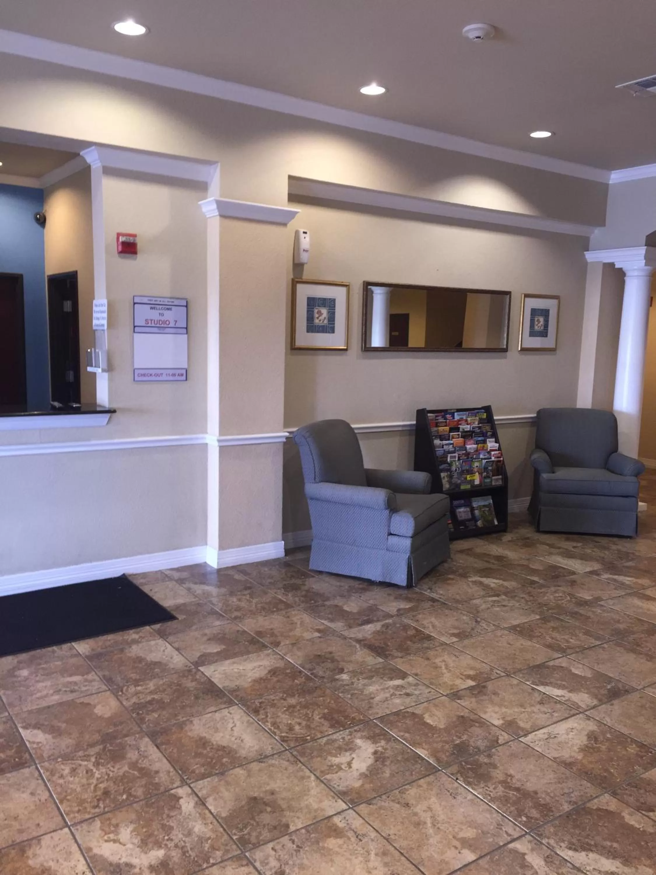 Lobby or reception in Studio 7 Harker Heights