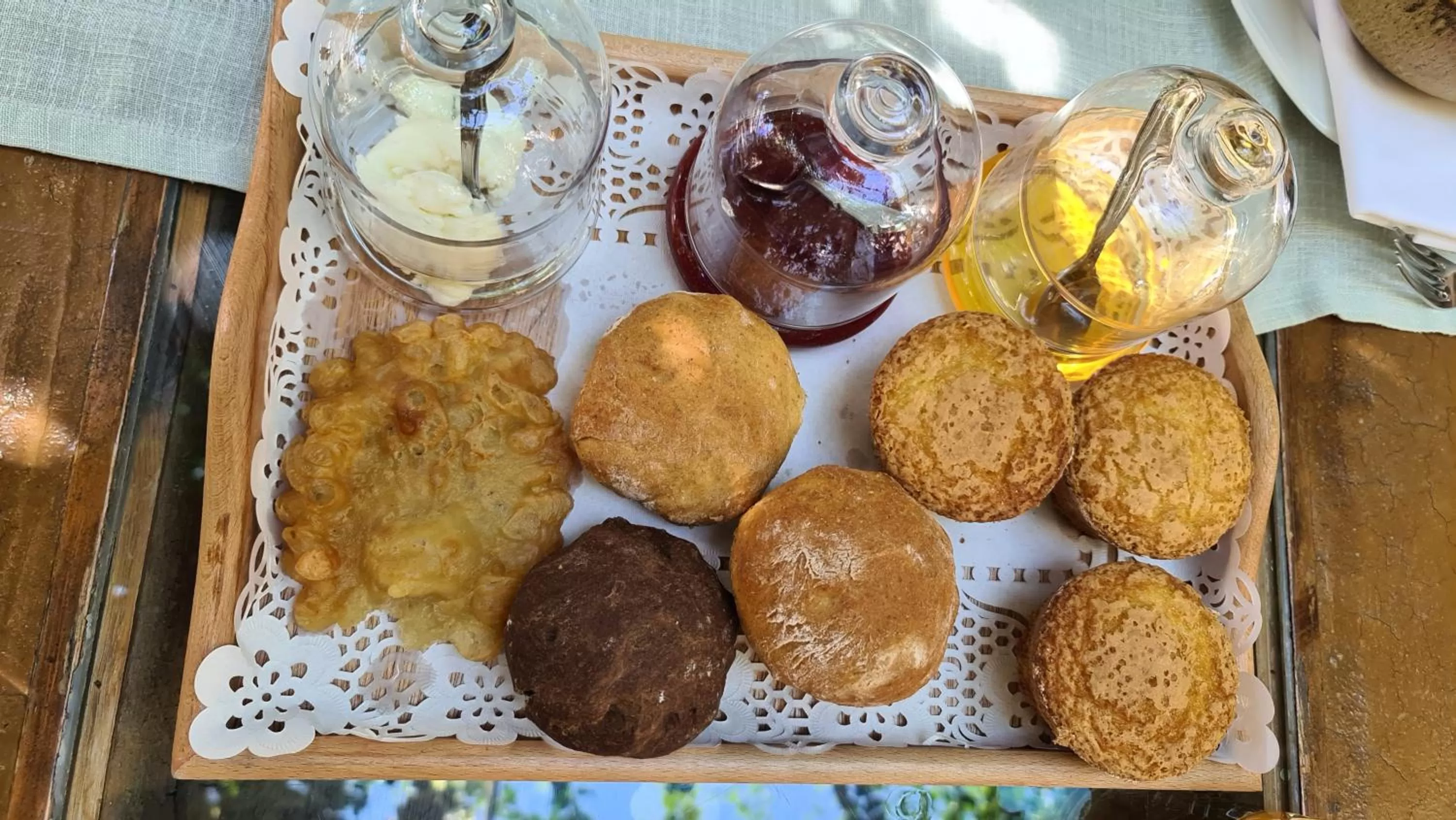 Breakfast in Sutor Chic Manor hotel