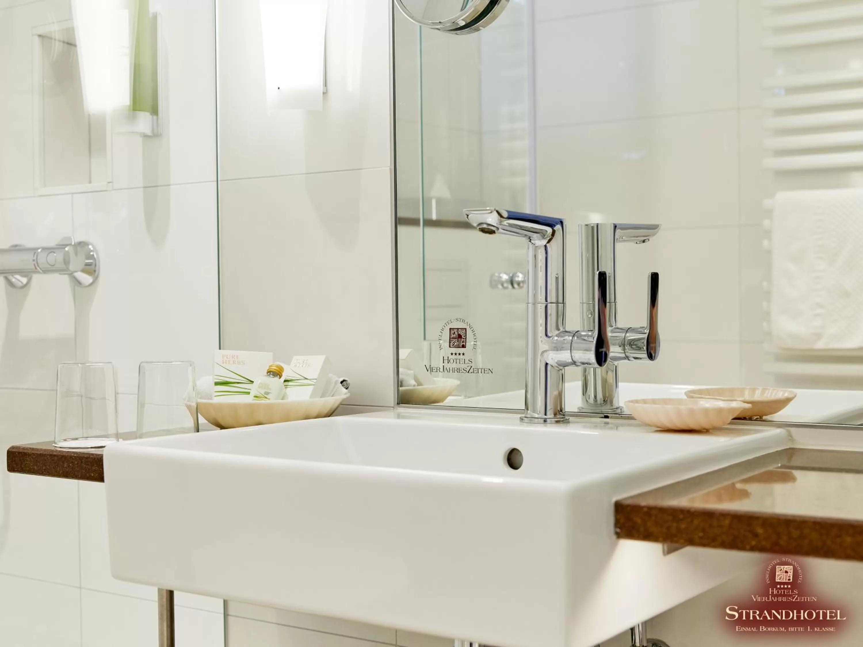 Bathroom in Strandhotel VierJahresZeiten