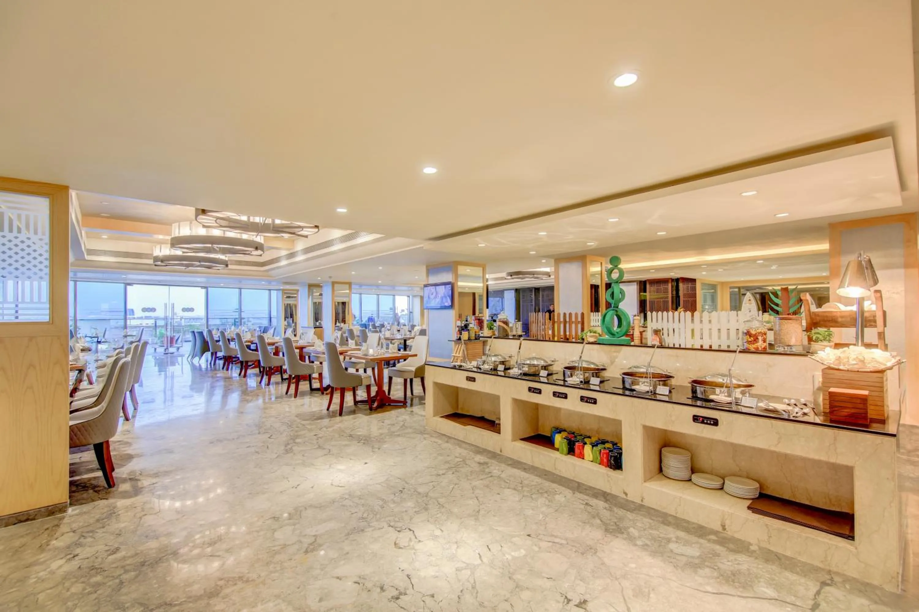 Restaurant/places to eat in Radisson Blu Gorakhpur
