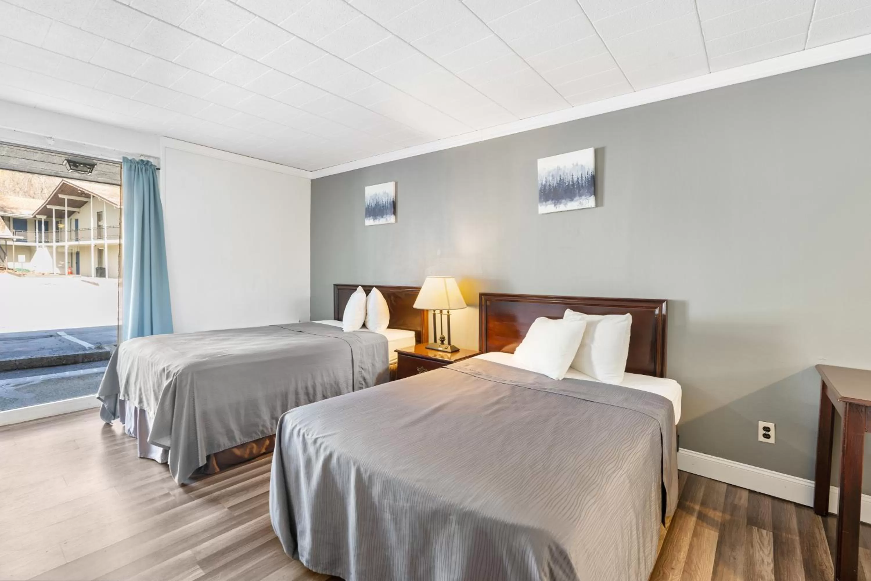 Photo of the whole room, Bed in FairBridge Inn and Suites West Point