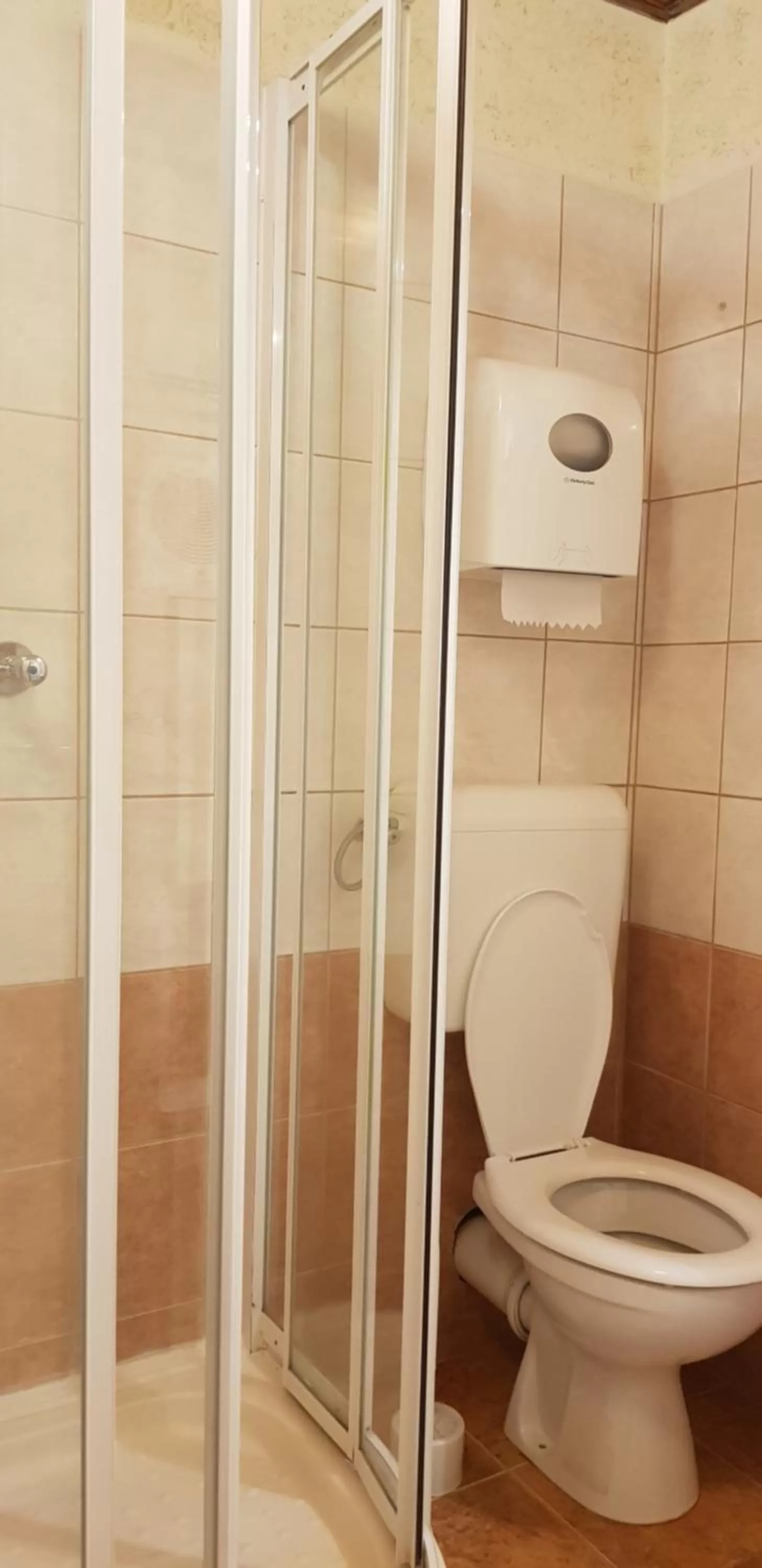 Central Panzió Gyula