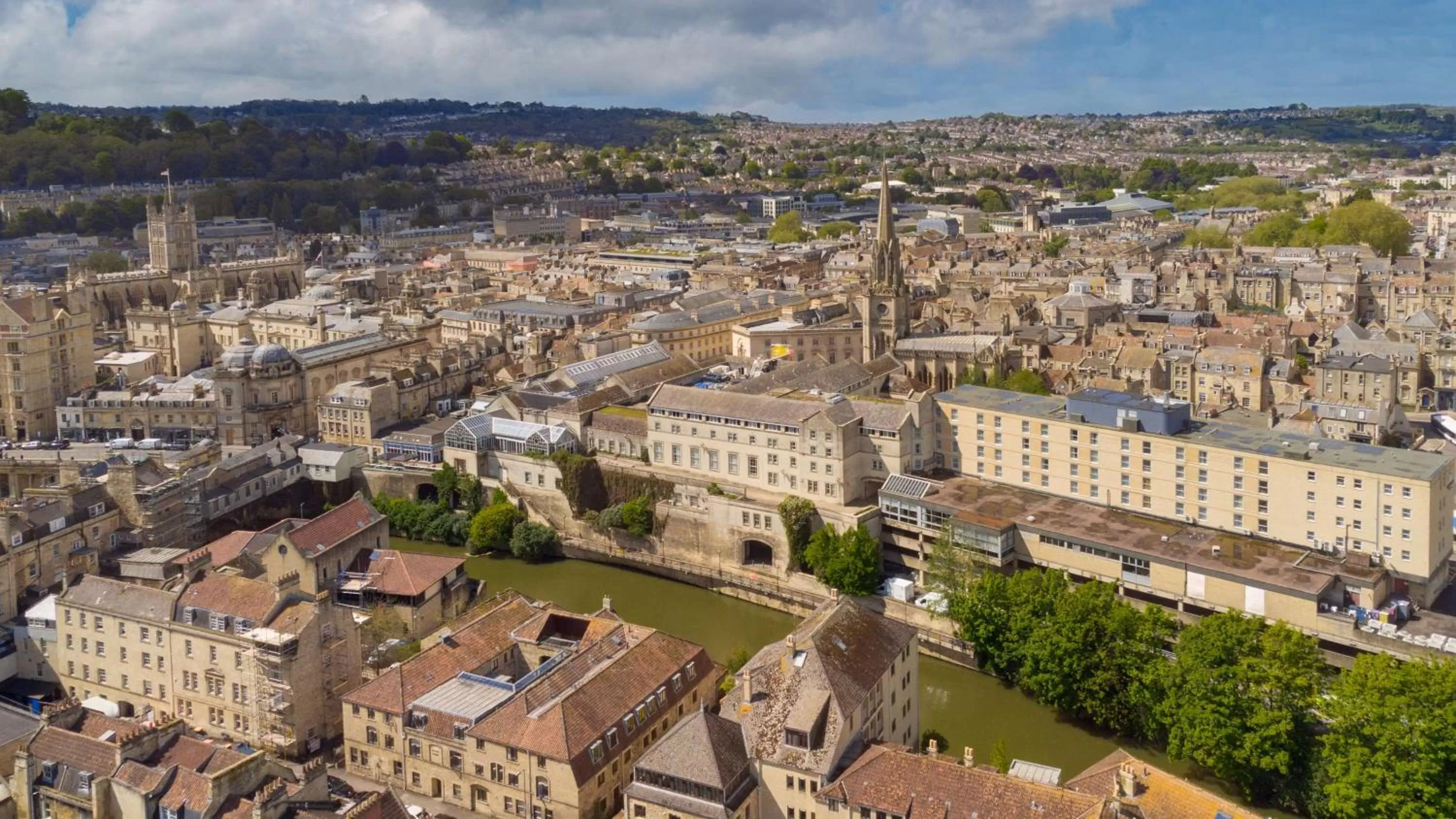 Property building in DoubleTree by Hilton Bath
