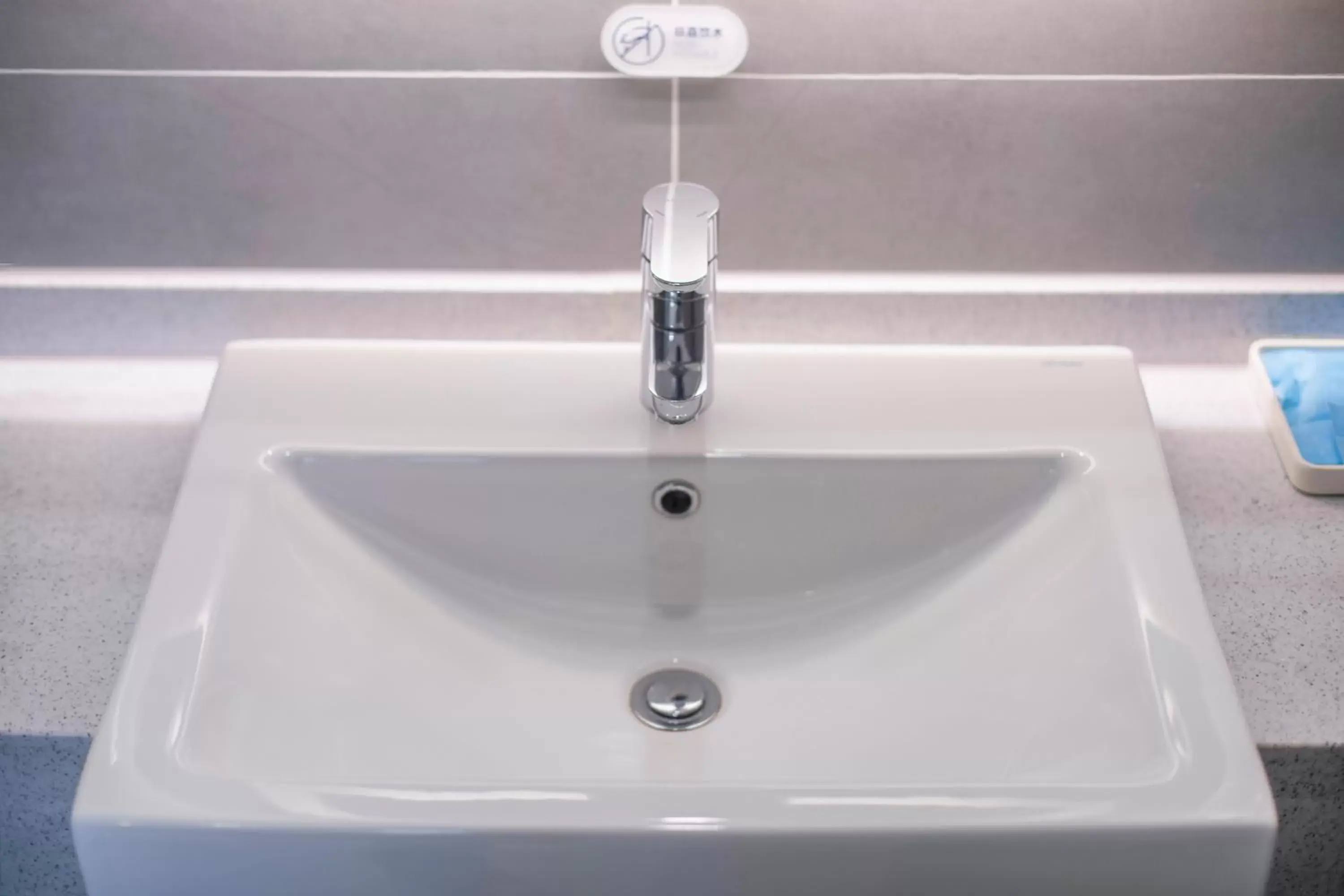 Standard King Room in Holiday Inn Express - Yantai YEDA by IHG Standard King Room in Holiday Inn Express - Yantai YEDA by IHG