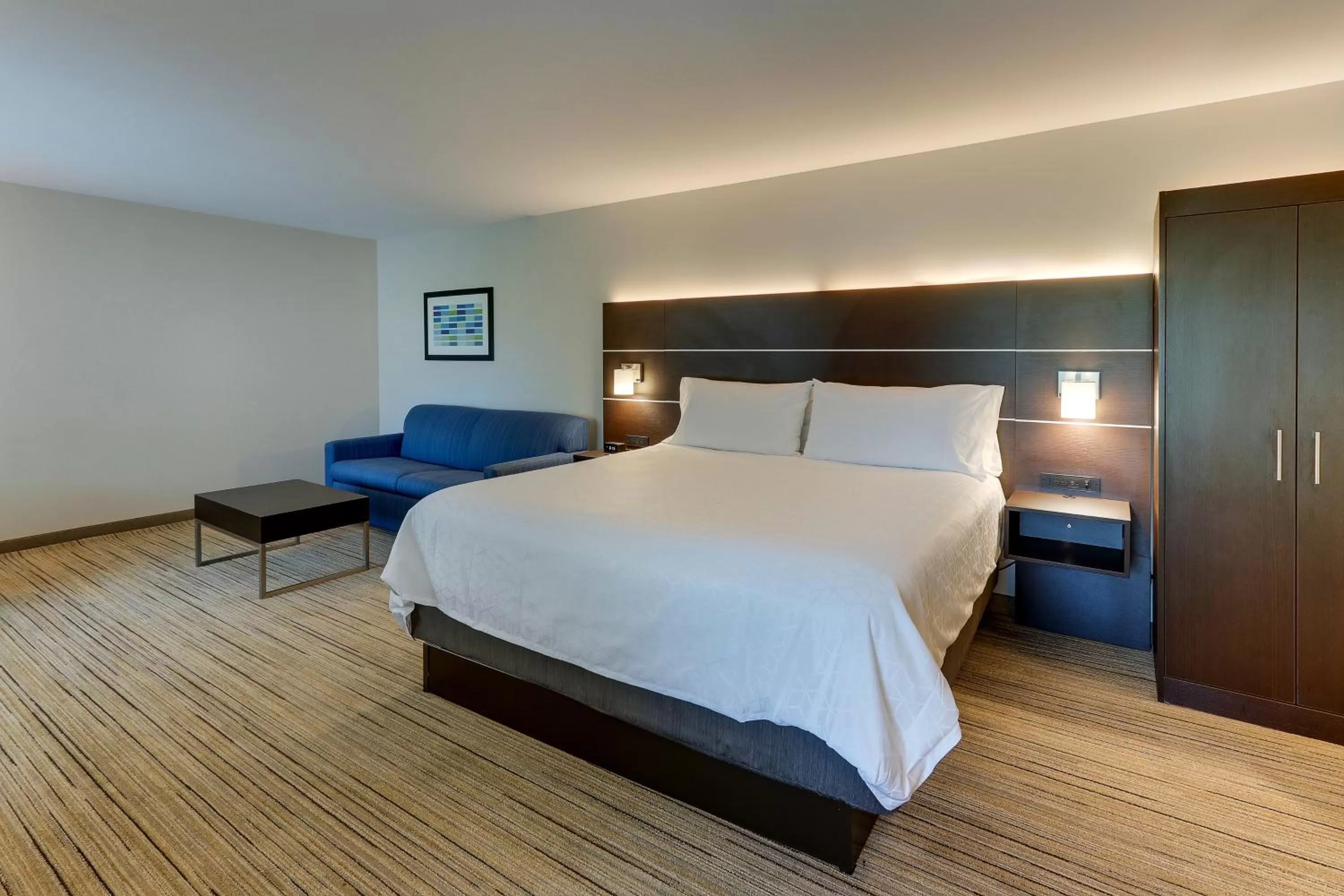 Photo of the whole room, Bed in Holiday Inn Express Hotel & Suites Corbin, an IHG Hotel