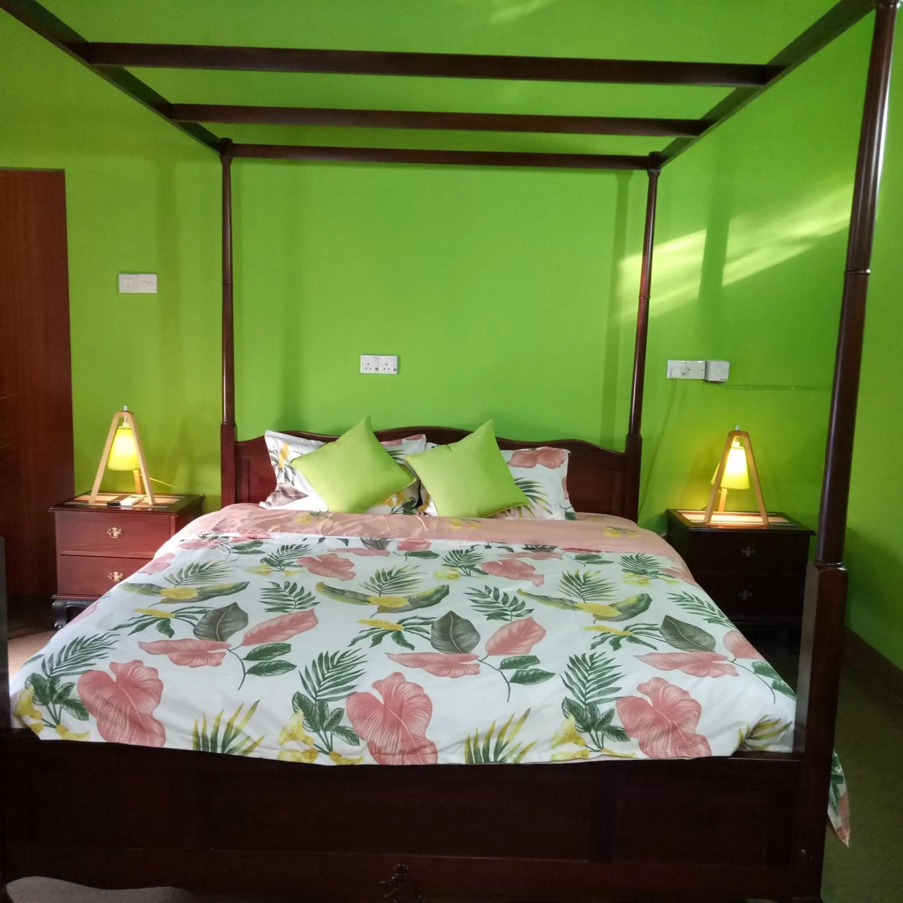 Deluxe Double Room in Palms Villa Deluxe Double Room in Palms Villa