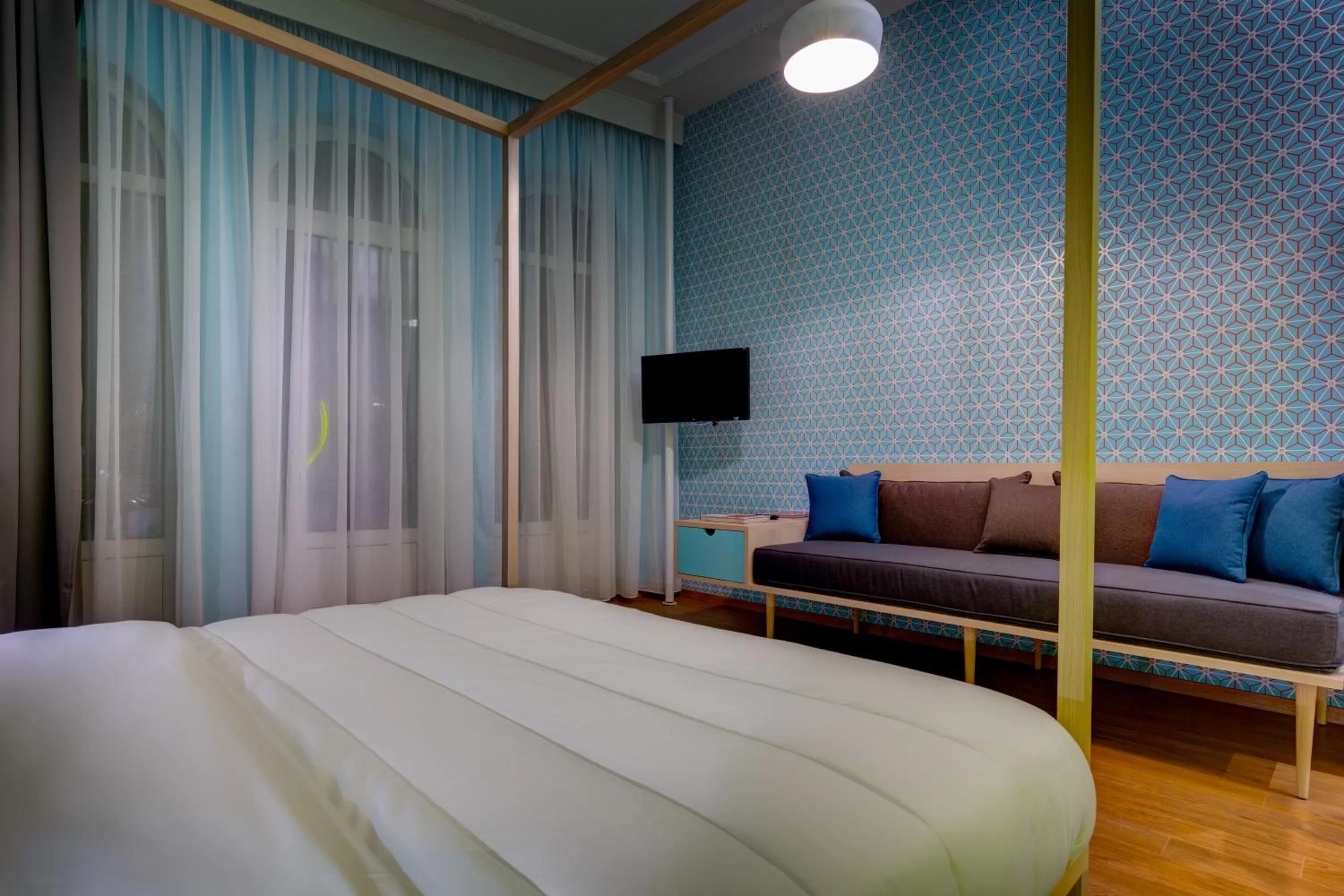 Living room, Bed in Colors Urban Hotel Thessaloniki