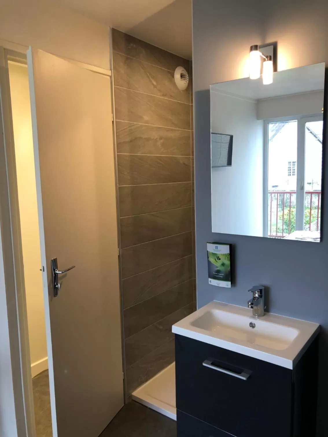 Bathroom in Sure Hotel by Best Western Argentan