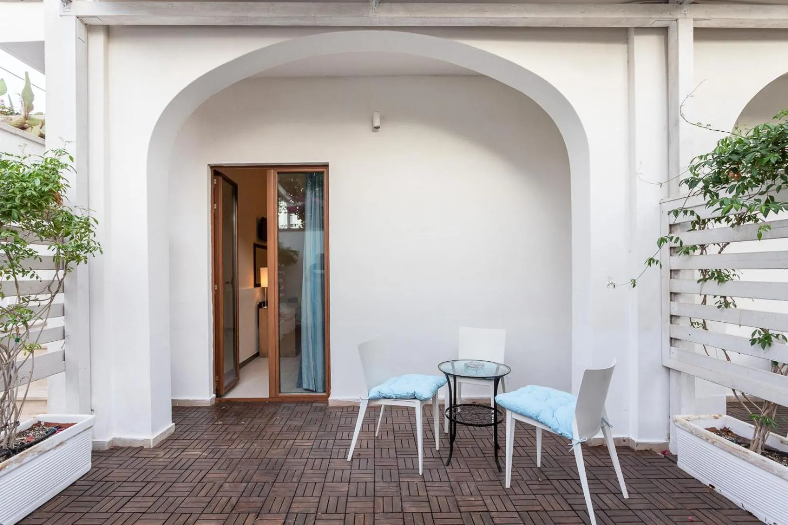 Patio in Club Azzurro Hotel & Resort