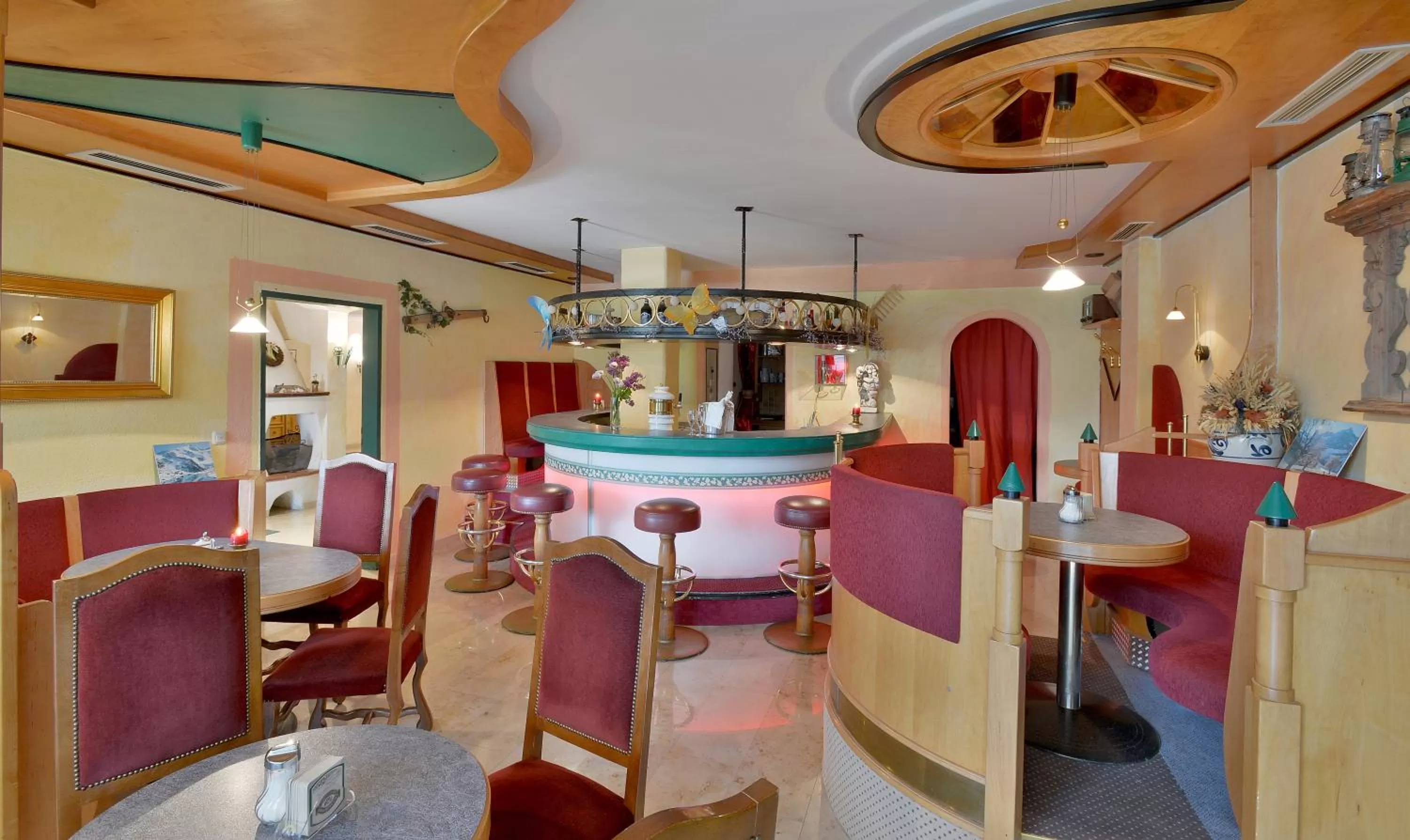 Restaurant/places to eat, Lounge/Bar in Apparthotel Tom Sojer