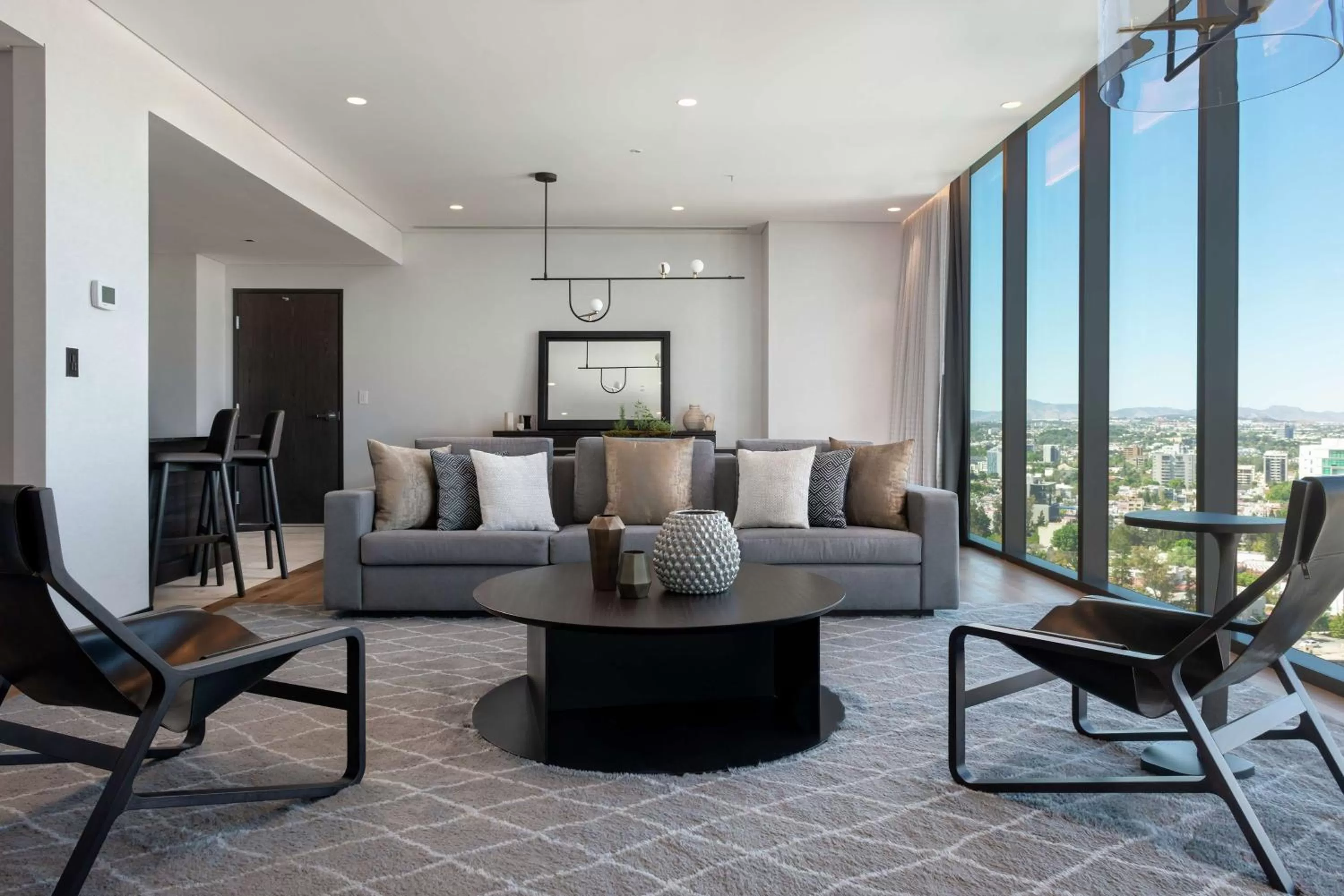 Living room in Hilton Guadalajara Midtown