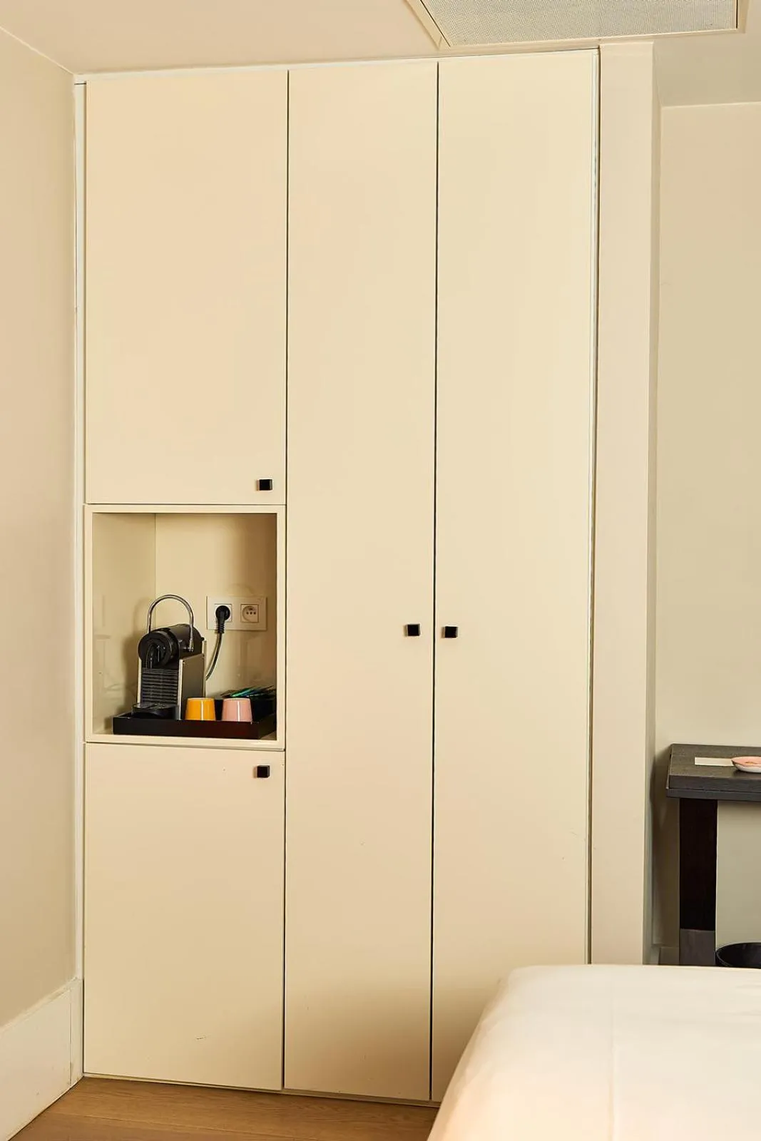 Photo of the whole room, Bed in Hotel FRANQ