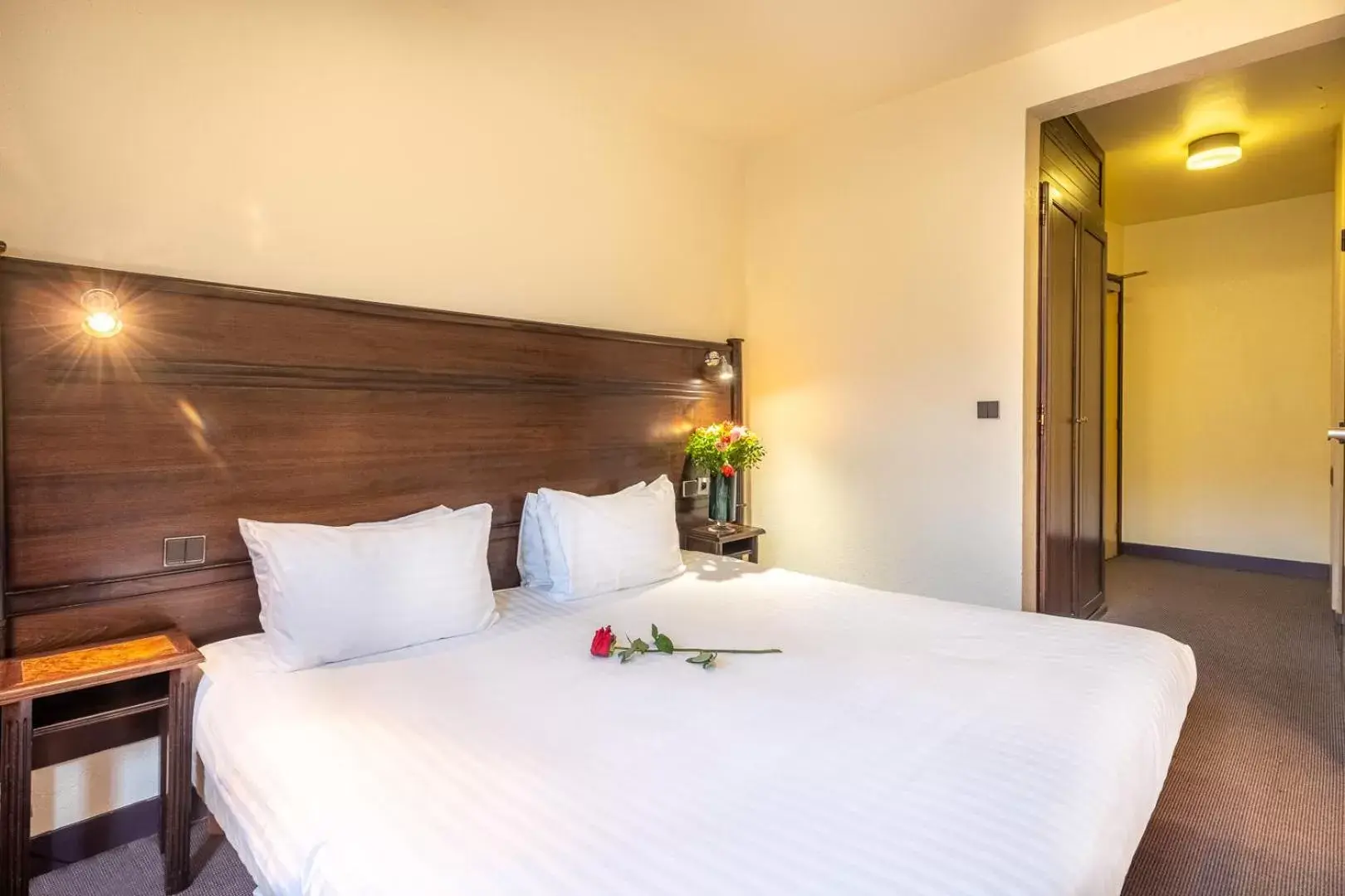 Superior Double Room in Les Artistes Superior Double Room in Les Artistes