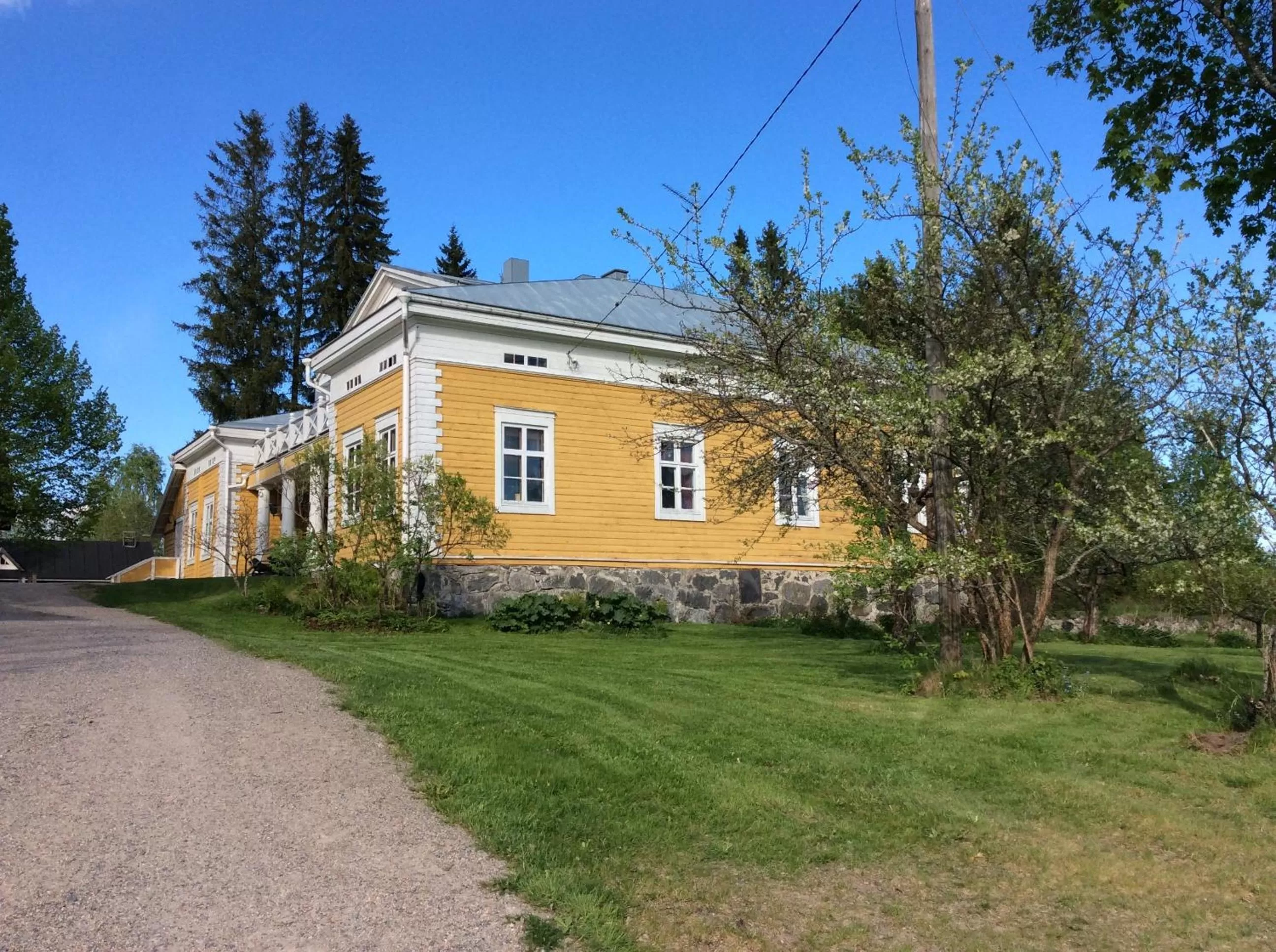 Facade/entrance in Tiittalan Kartano