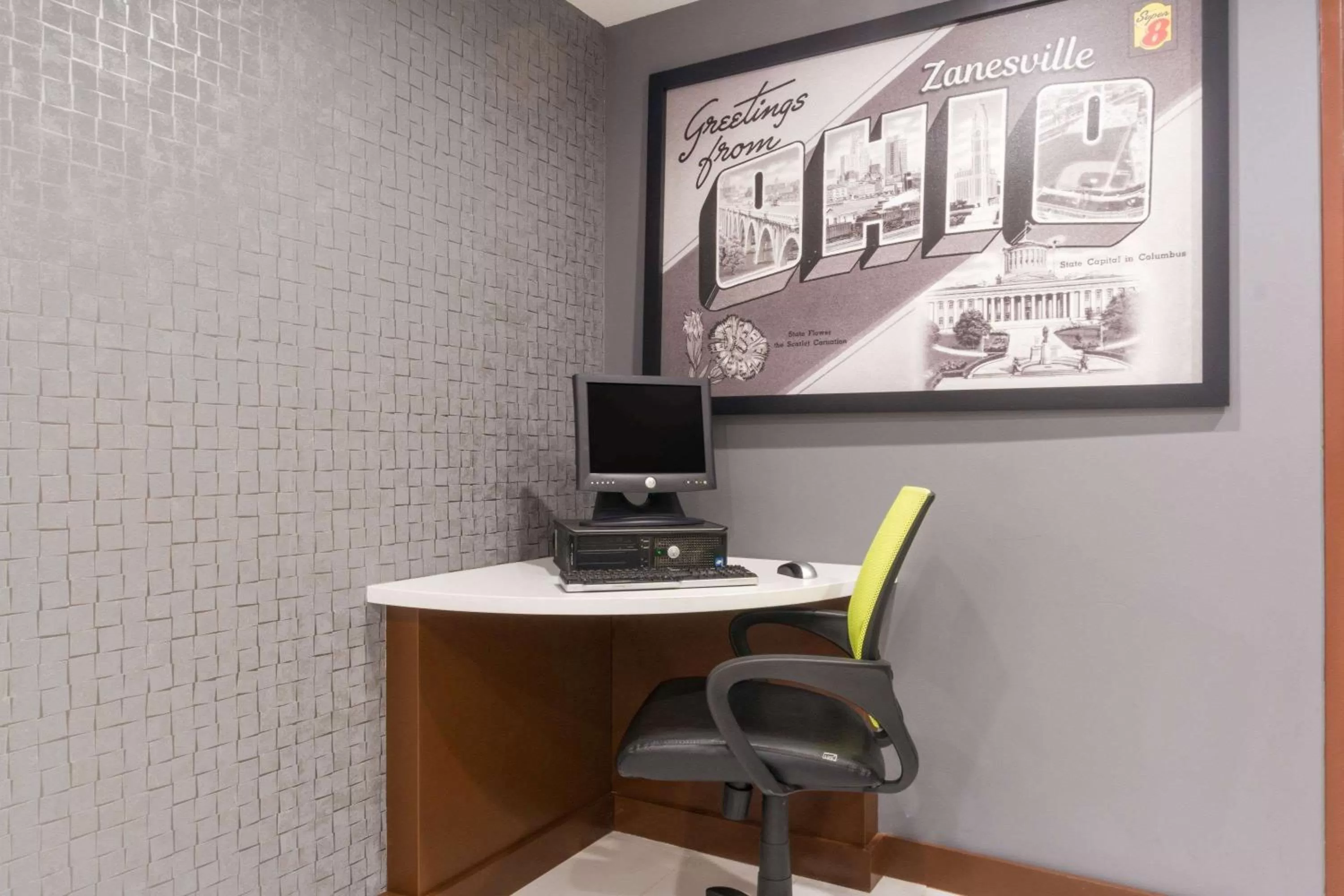 Business facilities in Super 8 by Wyndham Zanesville