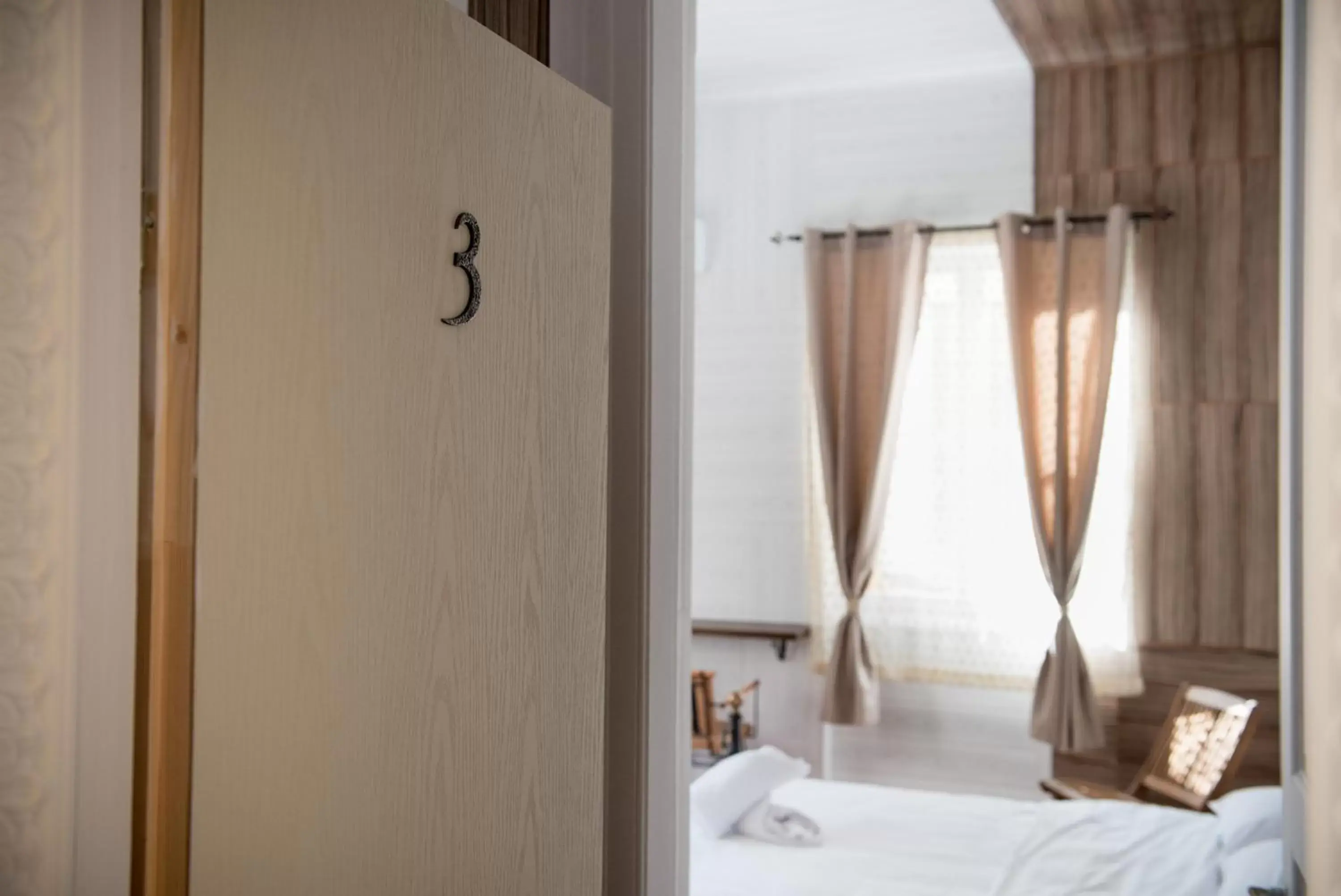 Deluxe Double Room - single occupancy in 1920s Rooms Deluxe Double Room - single occupancy in 1920s Rooms