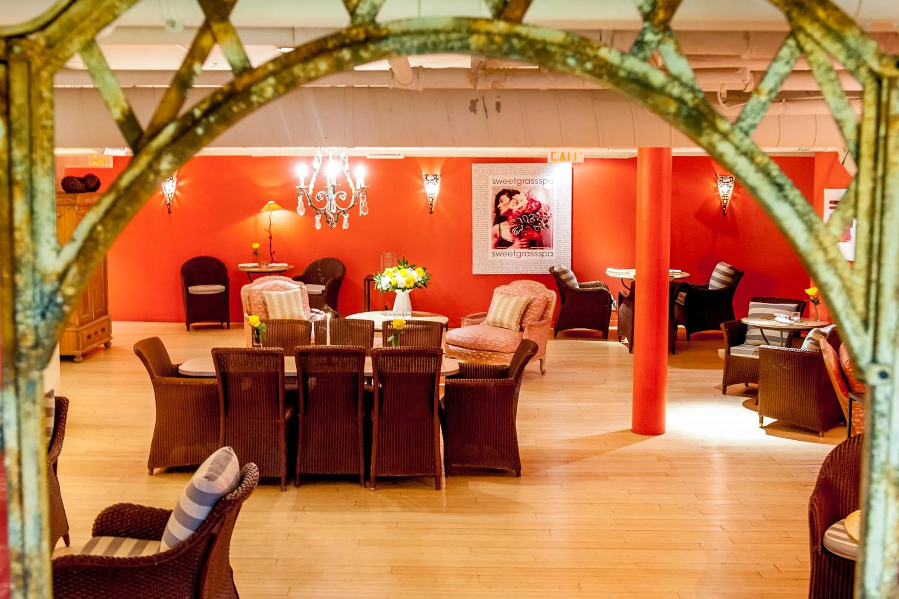 Lounge or bar in The Ivy at Verity