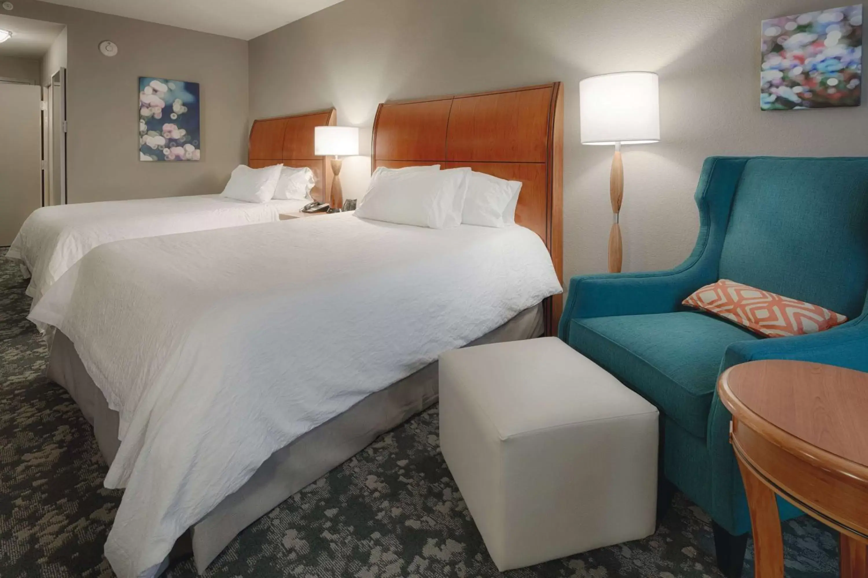 Queen Room with Two Queen Beds in Hilton Garden Inn Cleveland/Twinsburg Queen Room with Two Queen Beds in Hilton Garden Inn Cleveland/Twinsburg