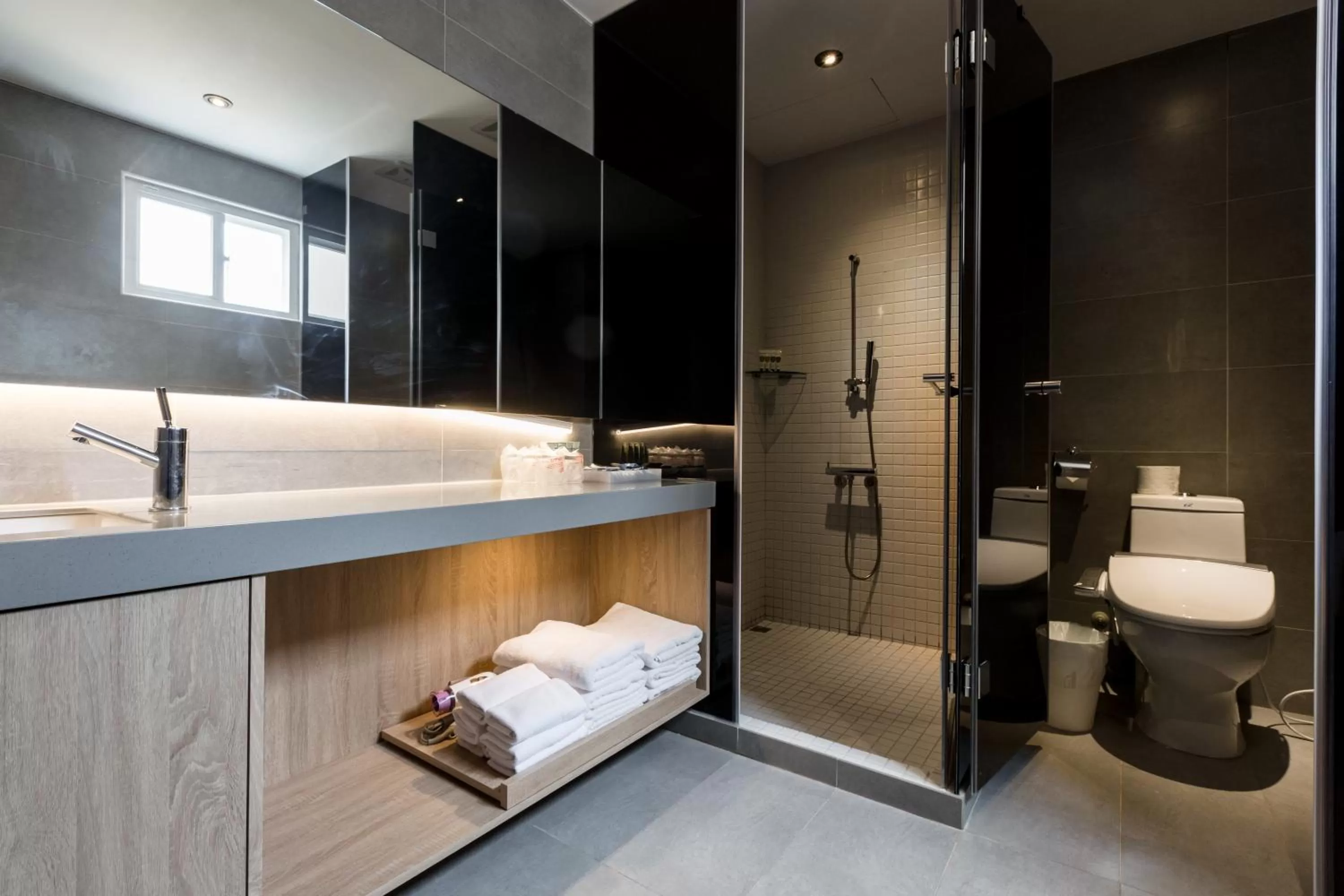 Bathroom in Green Hotel